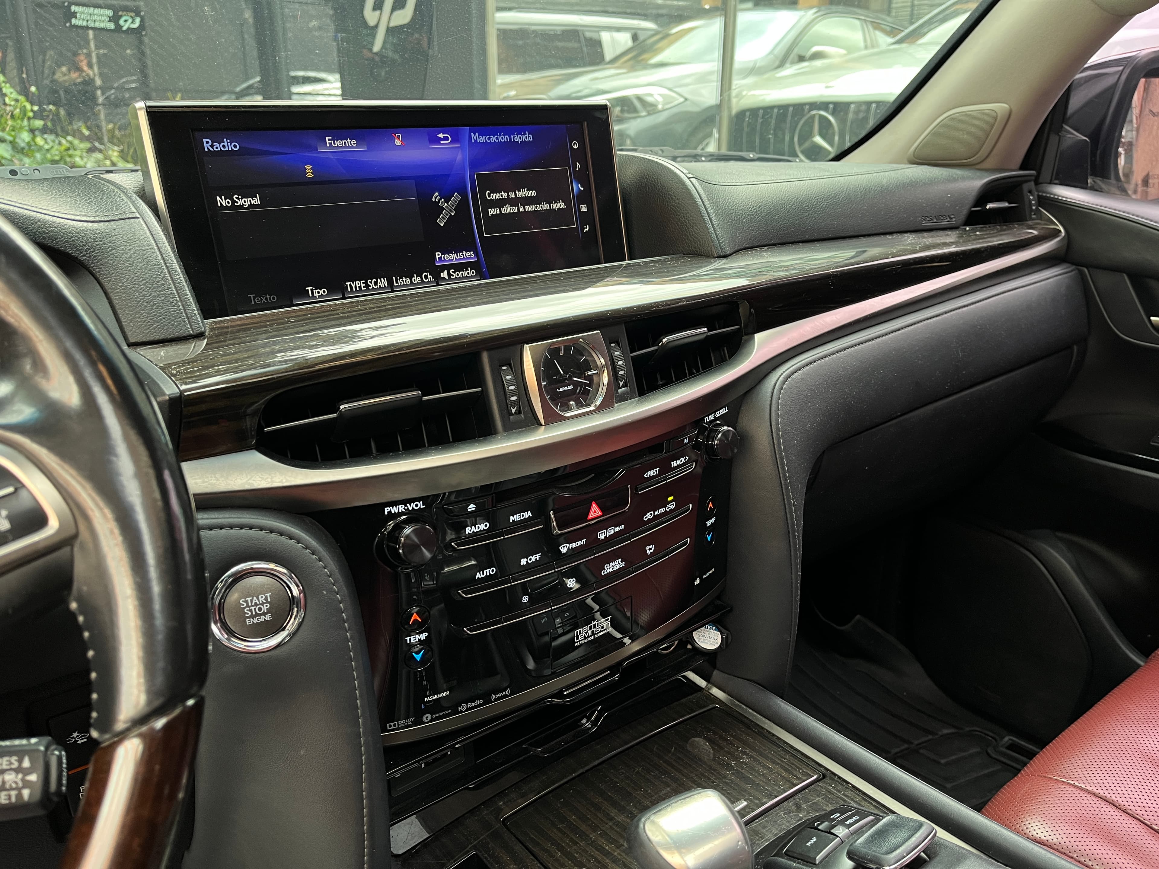 Lexus LX570 SUPER SPORT Modelo 2017 11