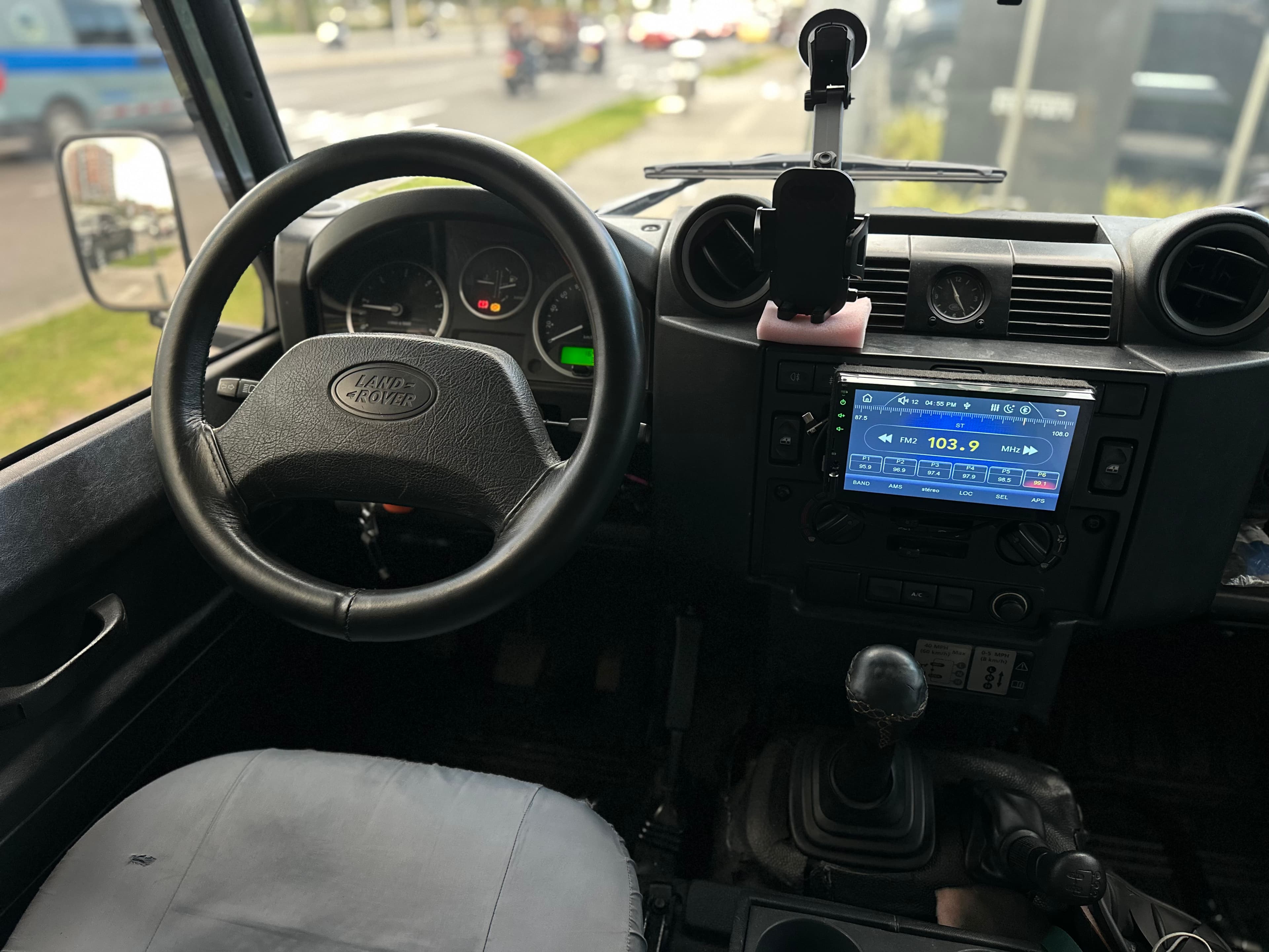 Land Rover Defender HCPU Modelo 2008 11