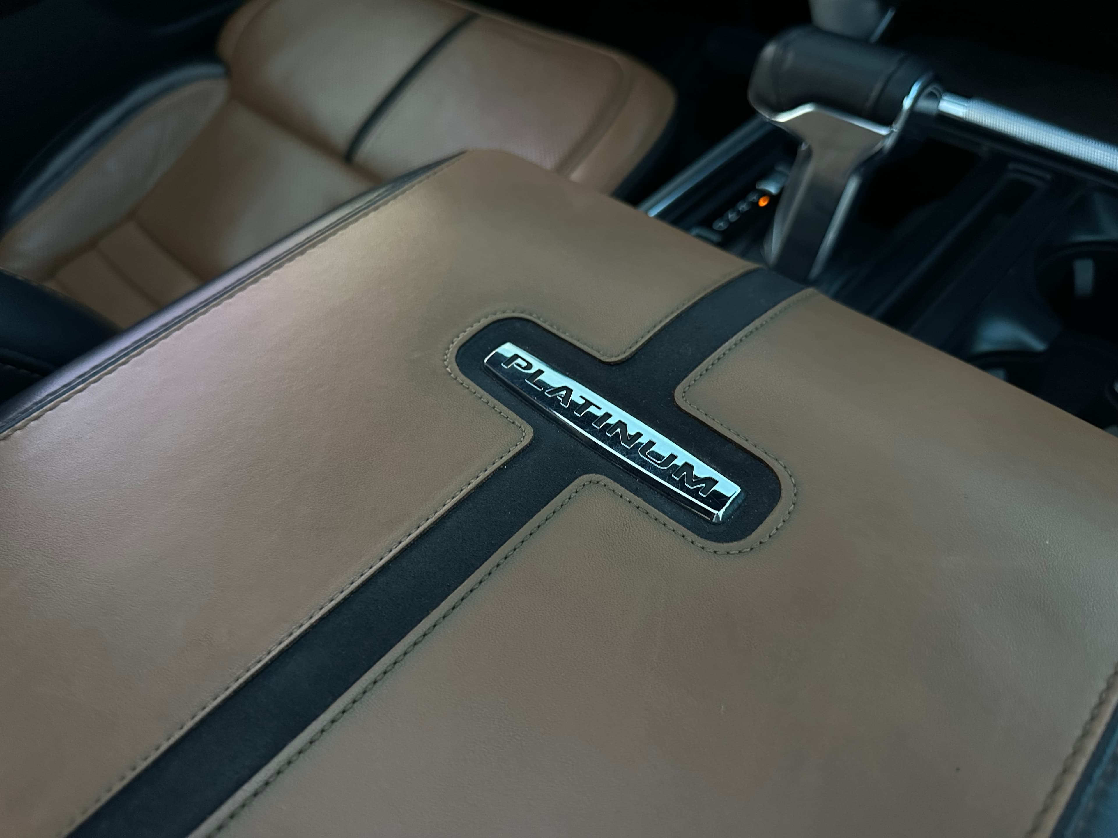 Ford F150 Platinum Modelo 2023 25