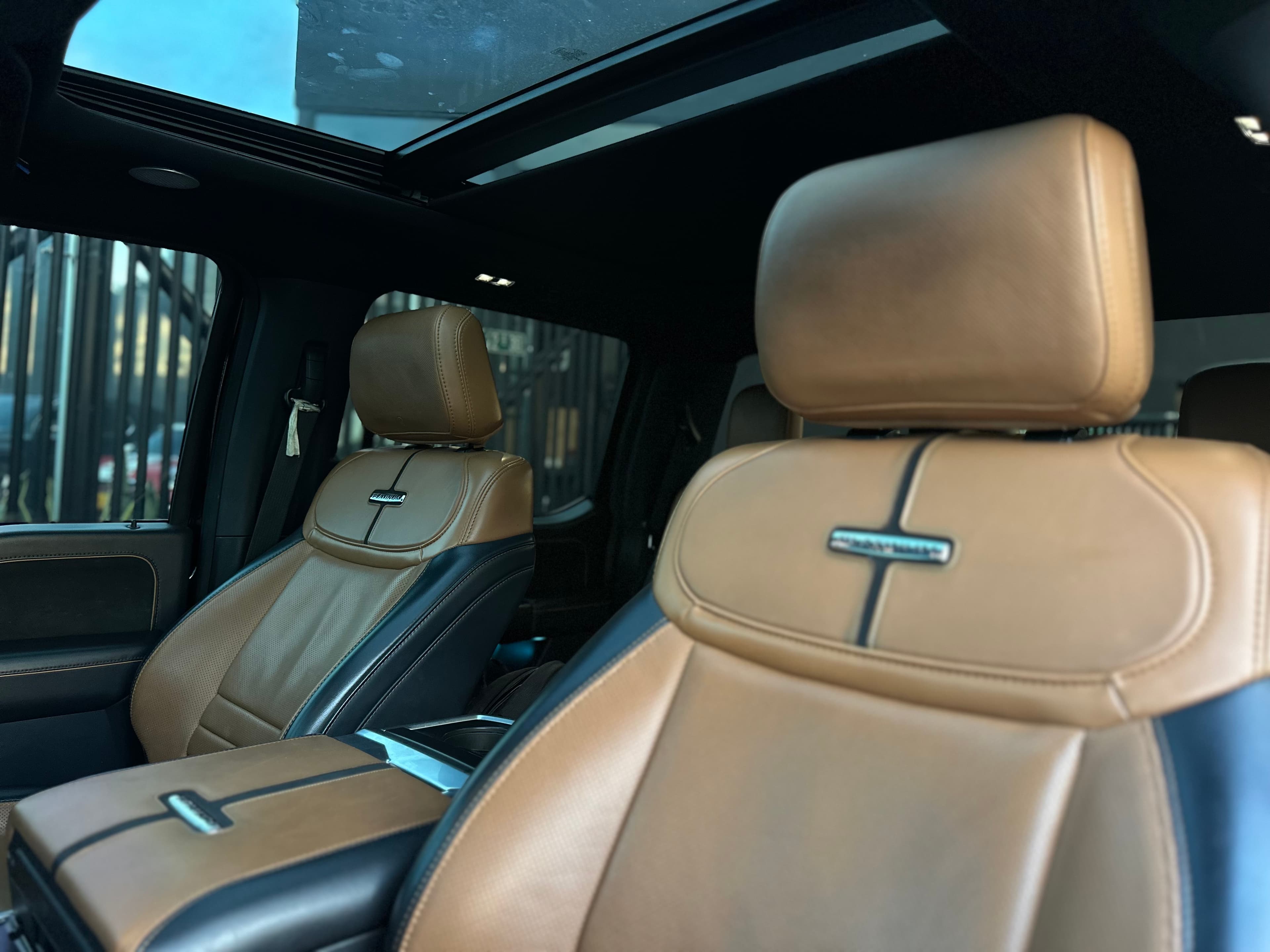 Ford F150 Platinum Modelo 2023 9