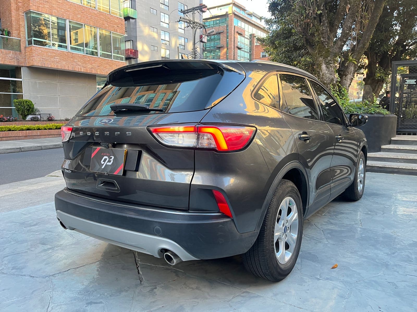 Ford Escape SE Modelo 2021 4
