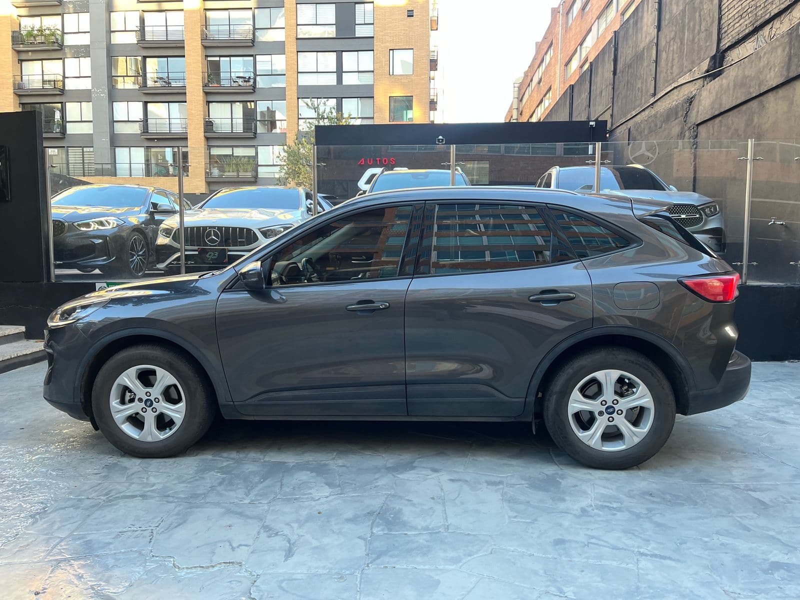 Ford Escape SE Modelo 2021 7