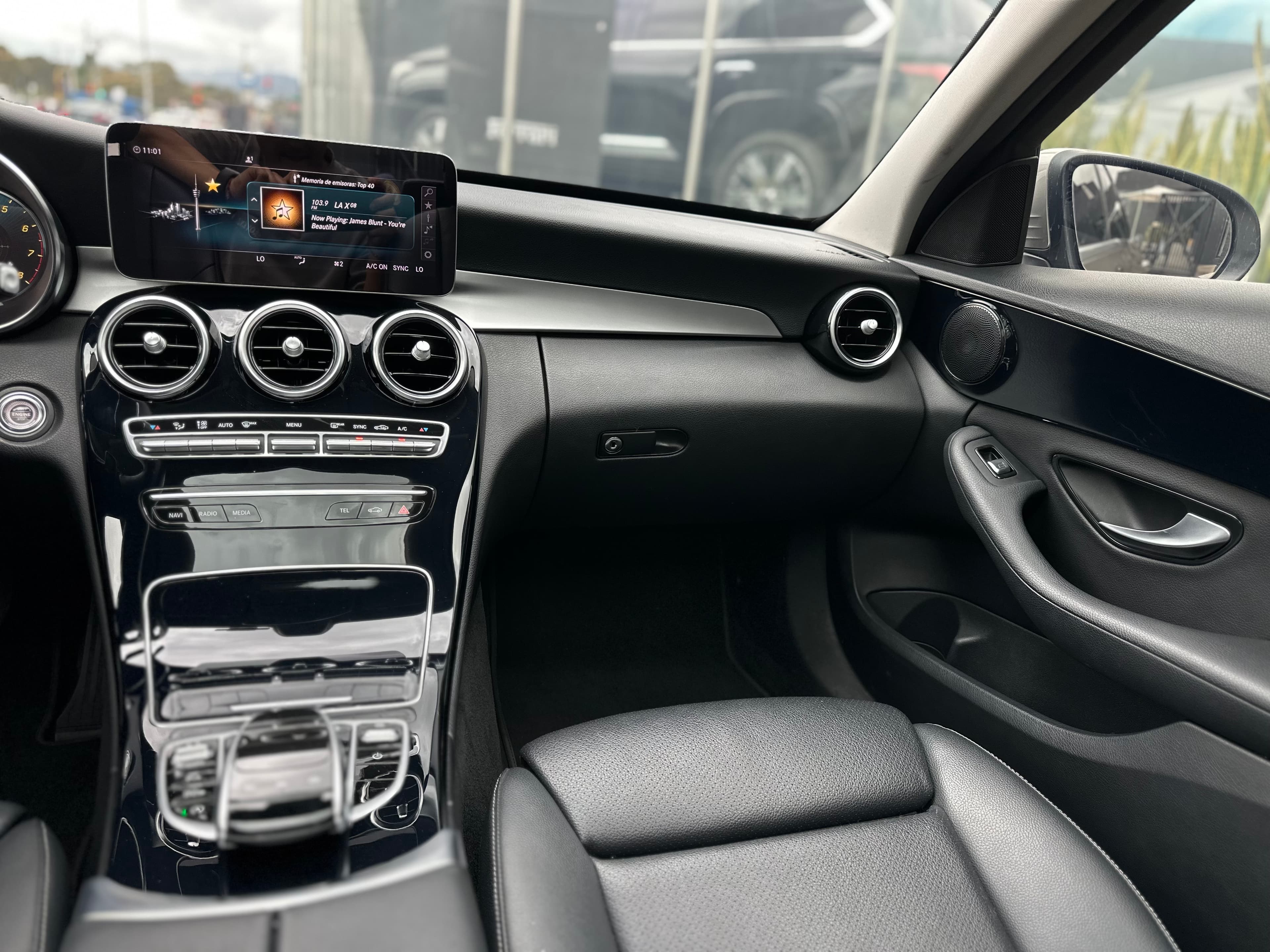 Mercedes Benz C200 Sedan Modelo 2020 13