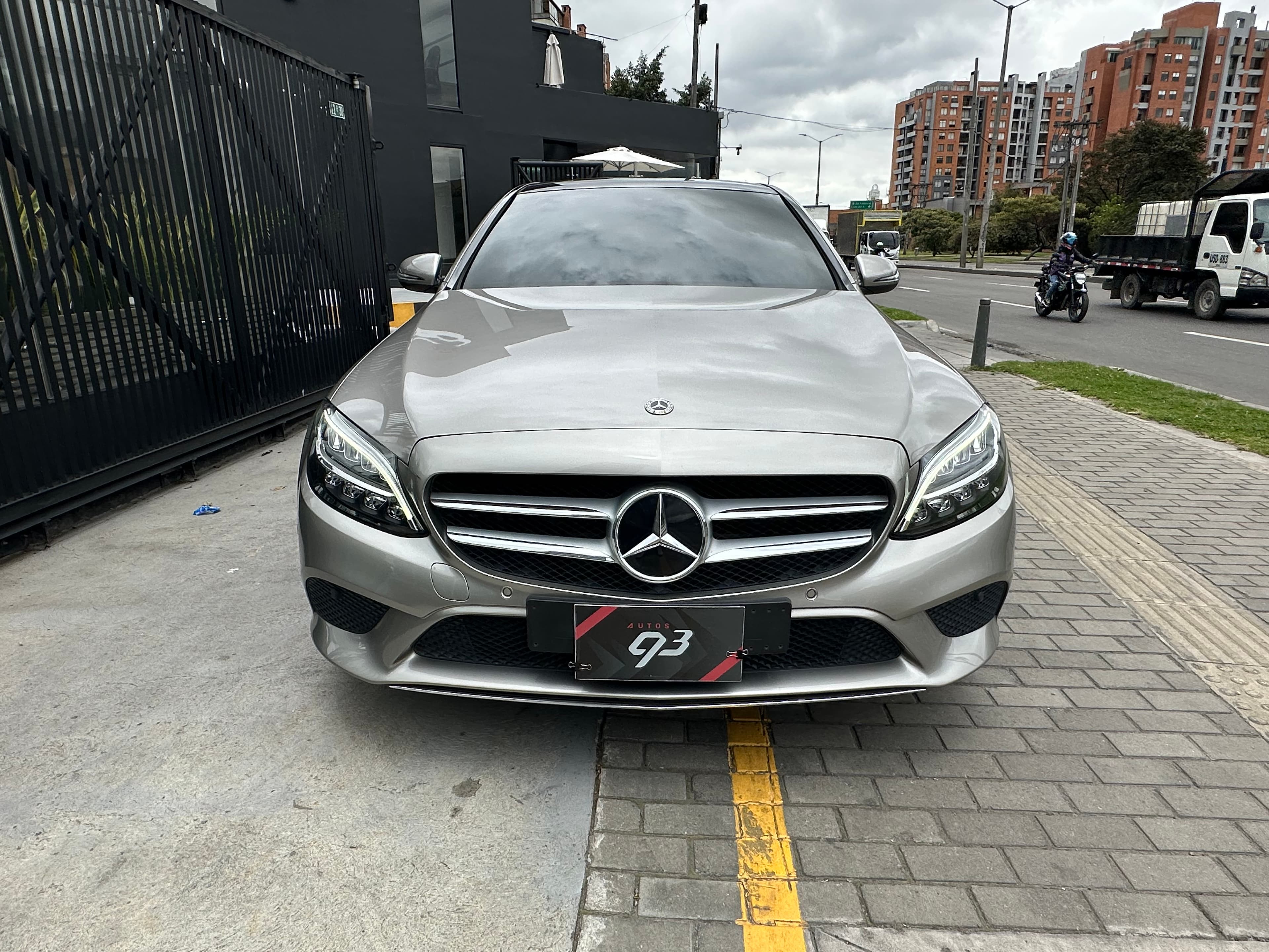 Mercedes Benz C200 Sedan Modelo 2020 1