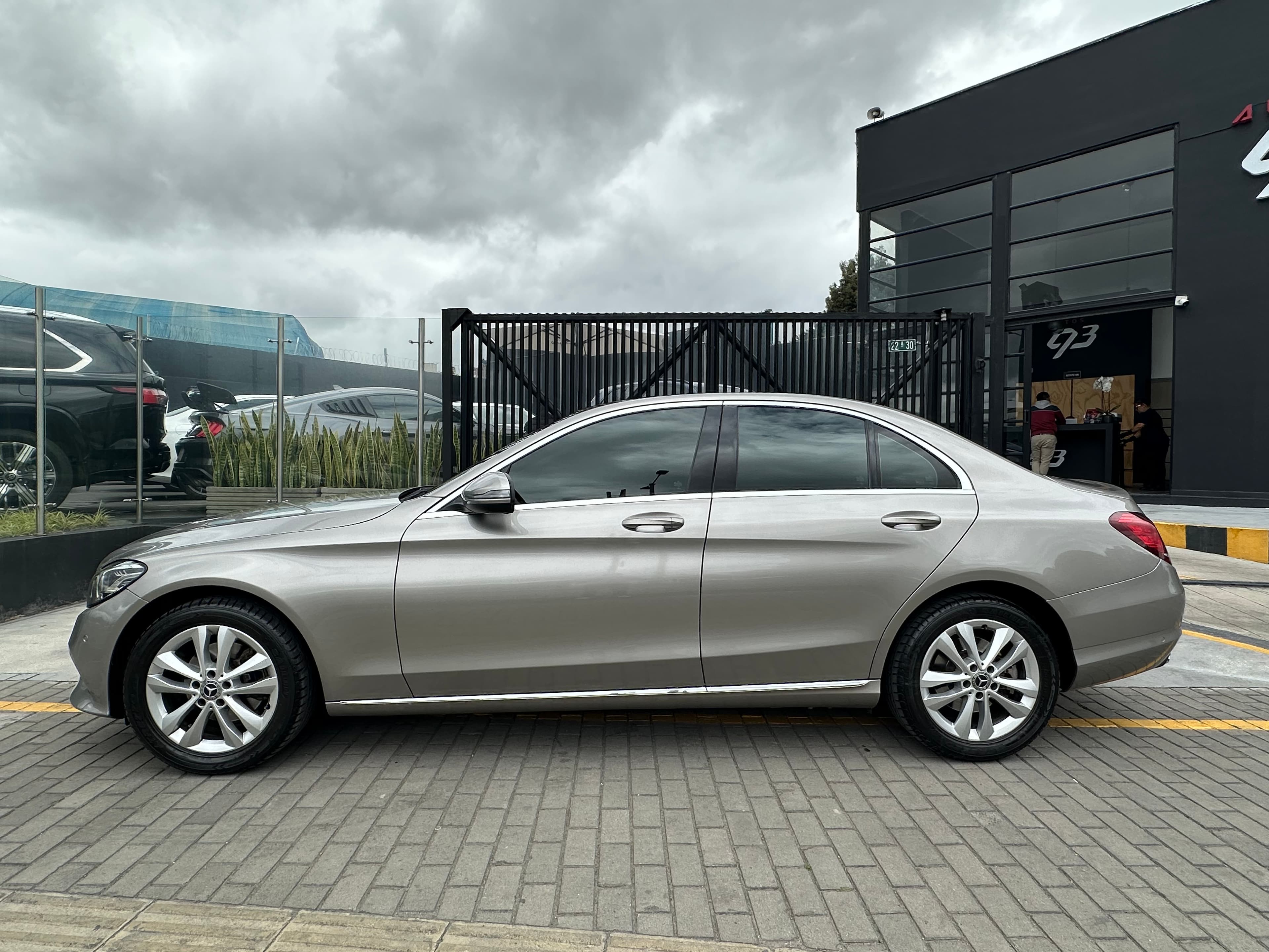 Mercedes Benz C200 Sedan Modelo 2020 6