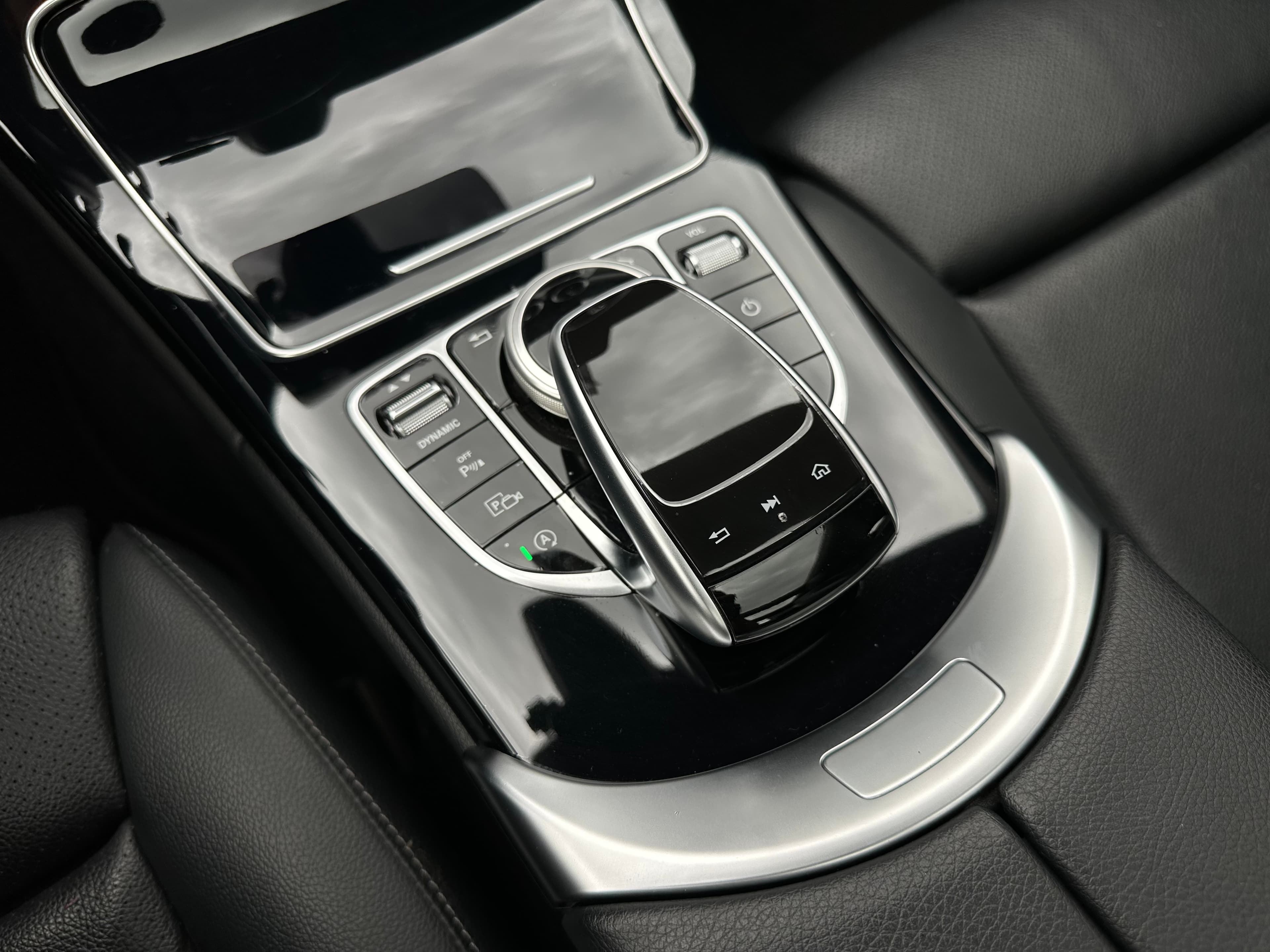 Mercedes Benz C200 Sedan Modelo 2020 15