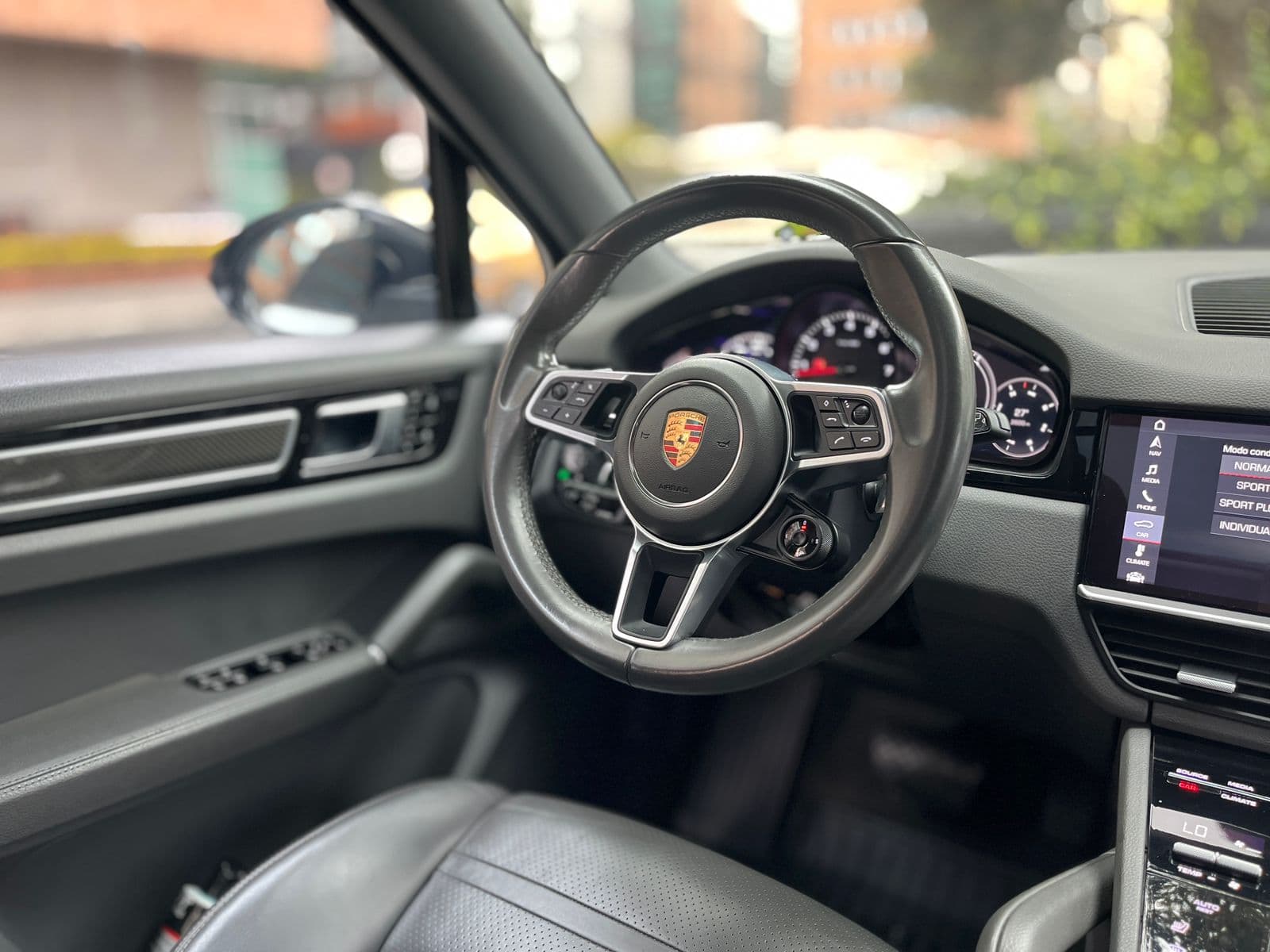 Porsche Cayenne Modelo 2020 14
