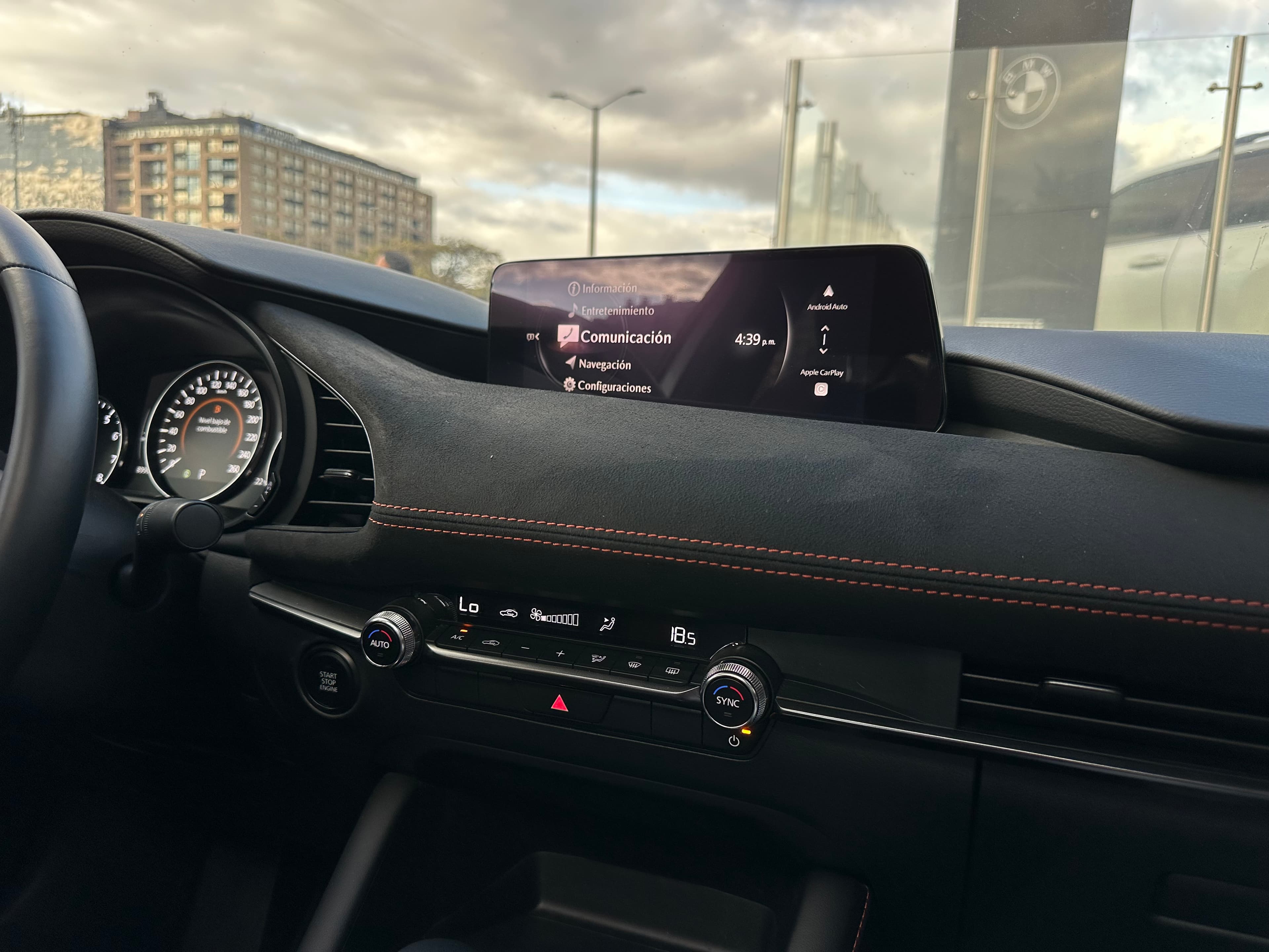 Mazda 3 Grand Touring LX Carbón Edition Modelo 2026 21