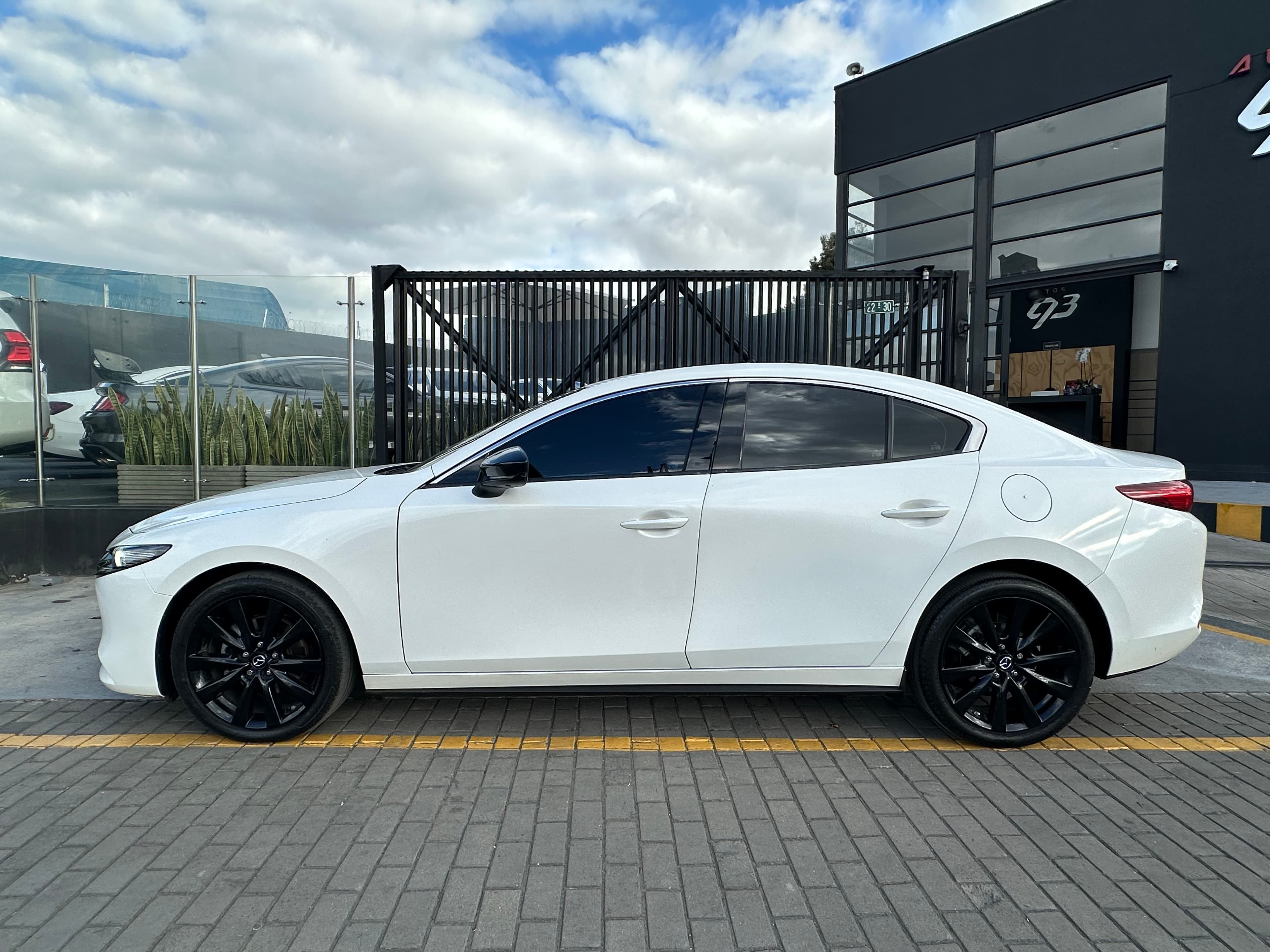 Mazda 3 Grand Touring LX Carbón Edition Modelo 2026 7