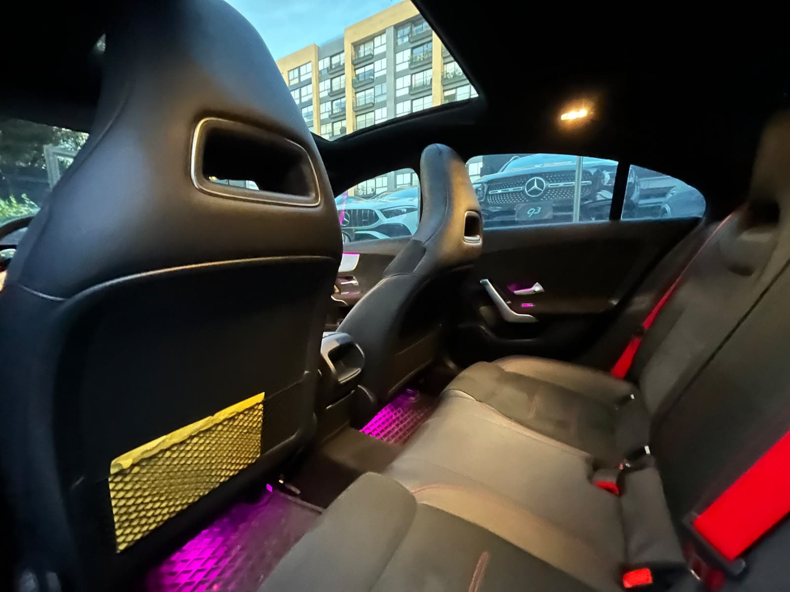 Mercedes Benz CLA180 Modelo 2020 16