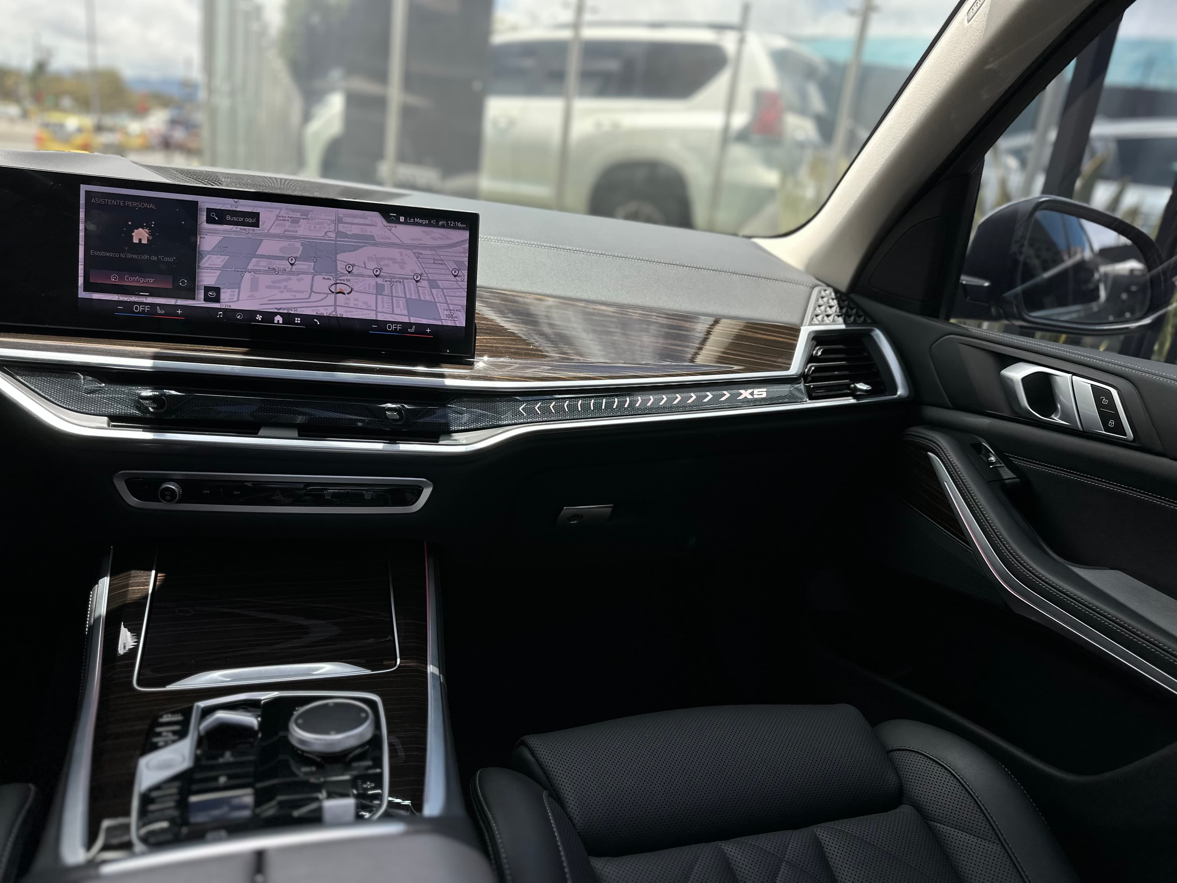 BMW X5 xDrive50e Modelo 2024 15