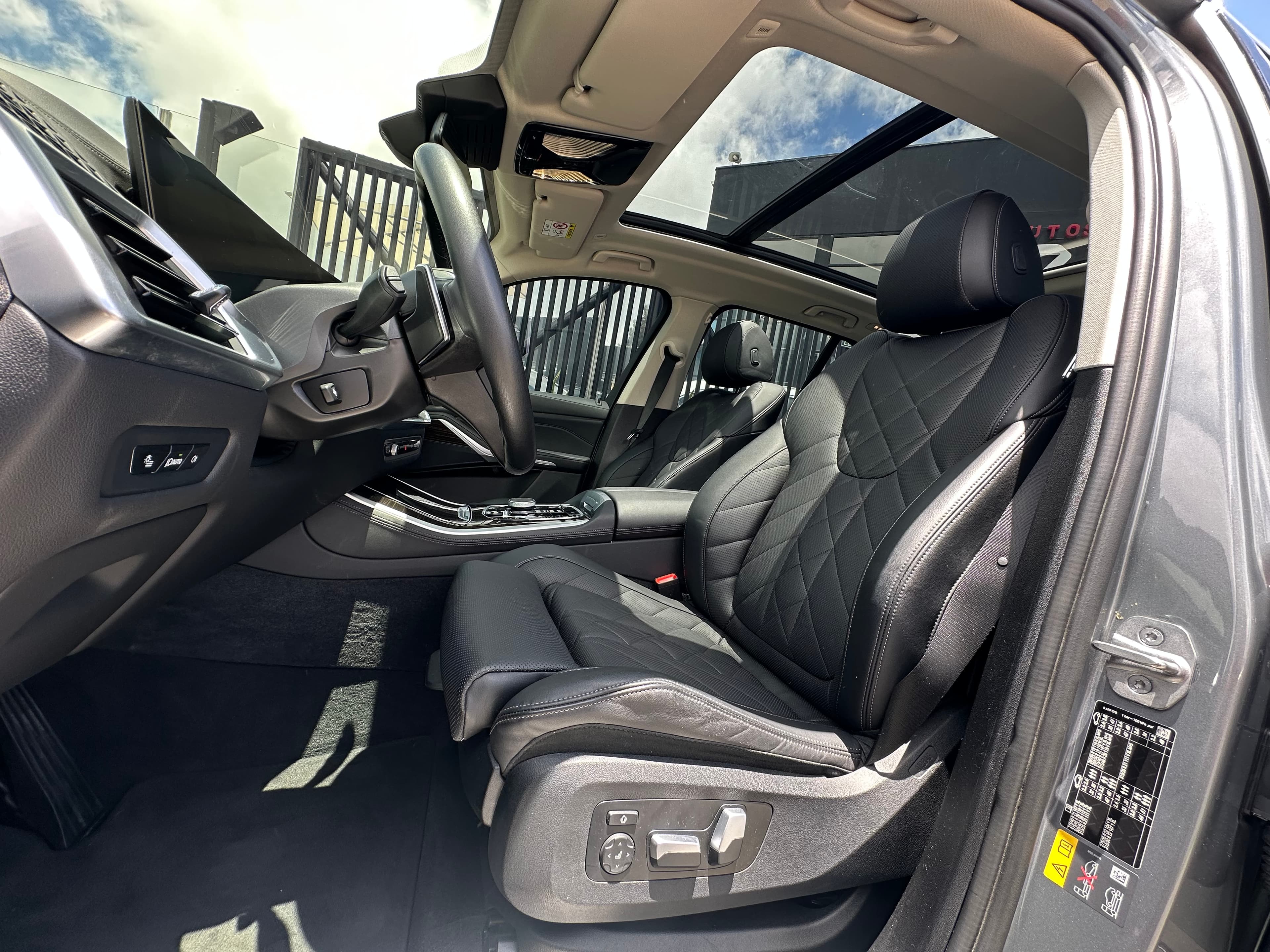 BMW X5 xDrive50e Modelo 2024 8