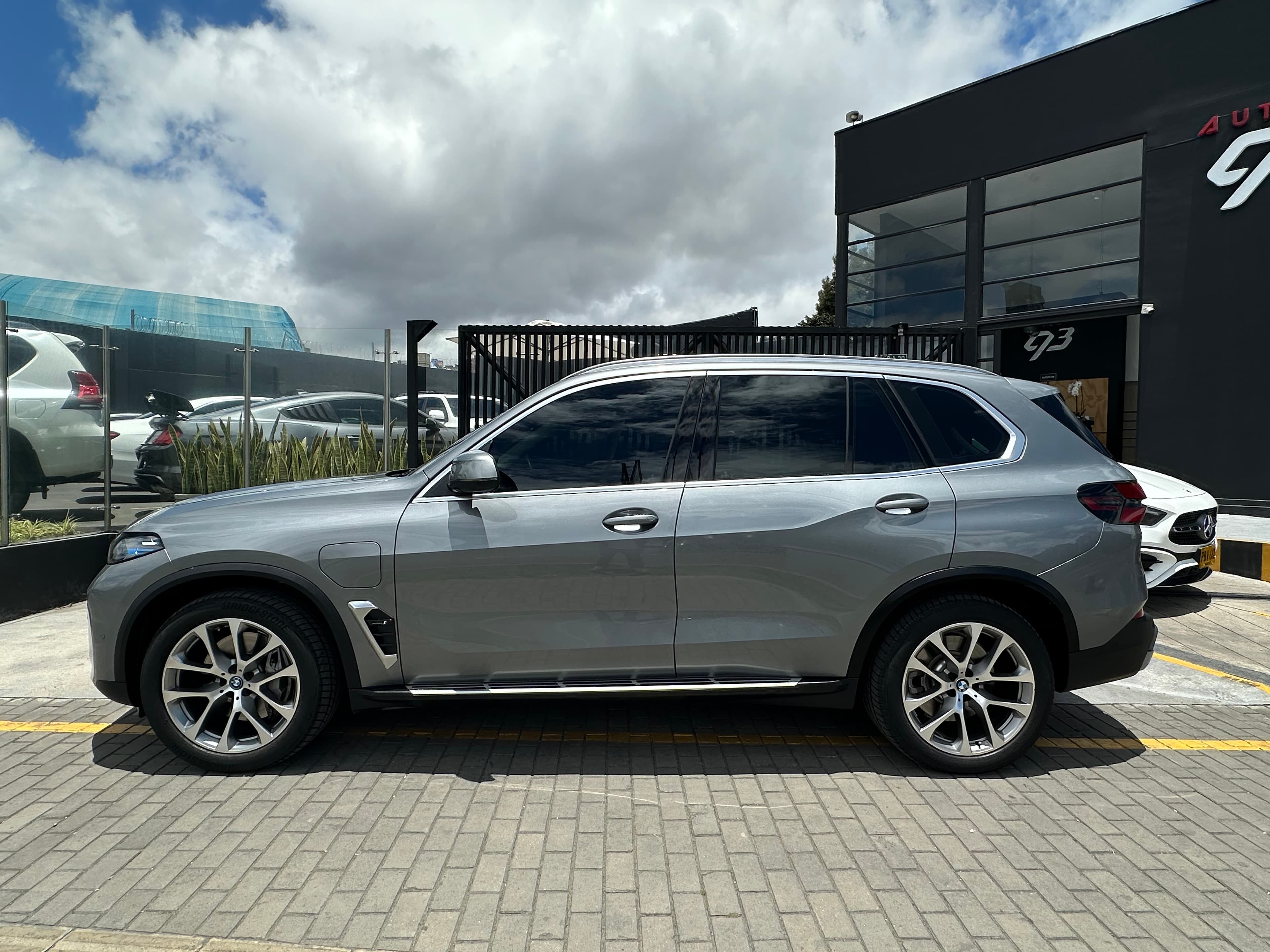 BMW X5 xDrive50e Modelo 2024 7