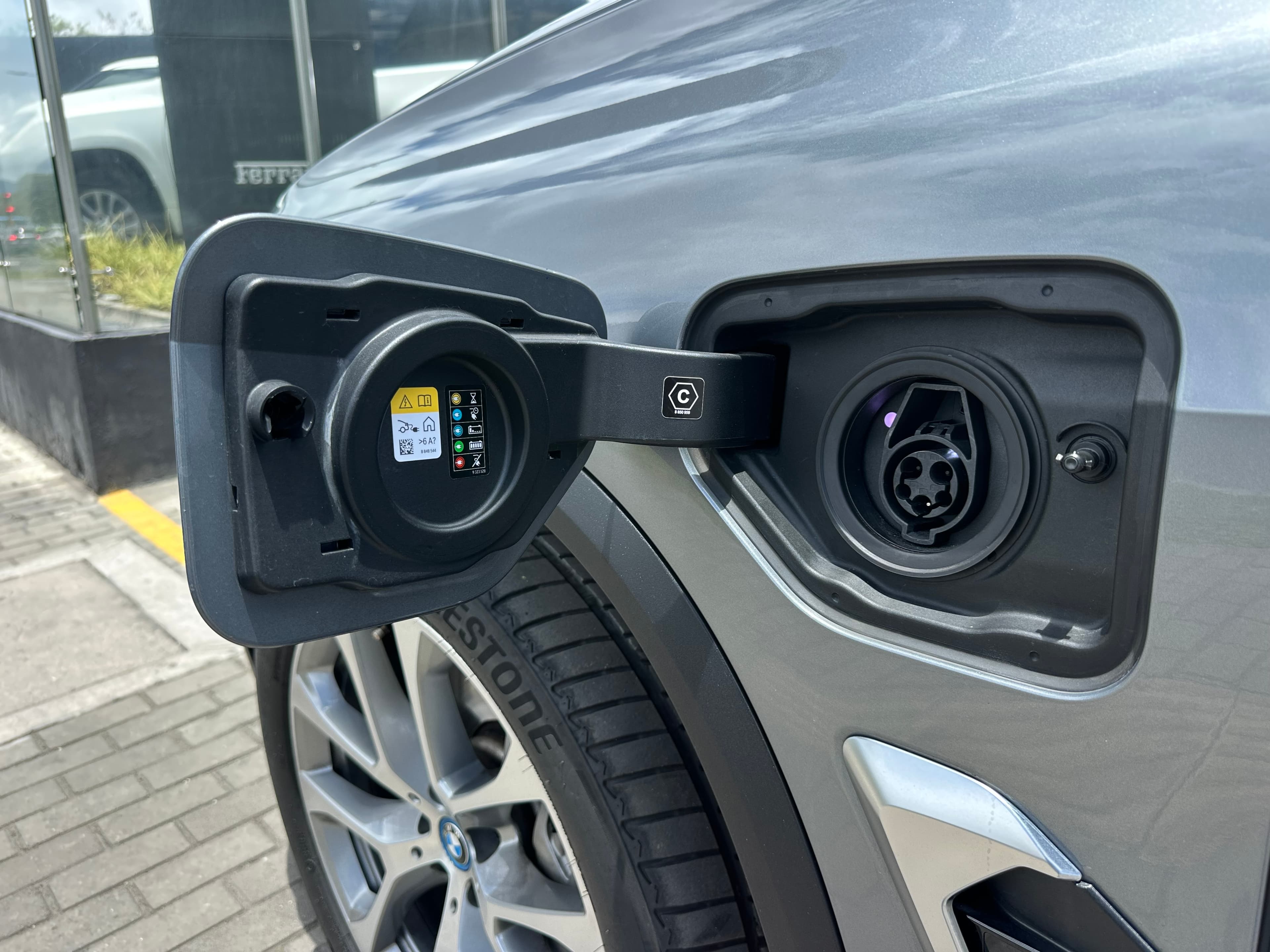 BMW X5 xDrive50e Modelo 2024 24