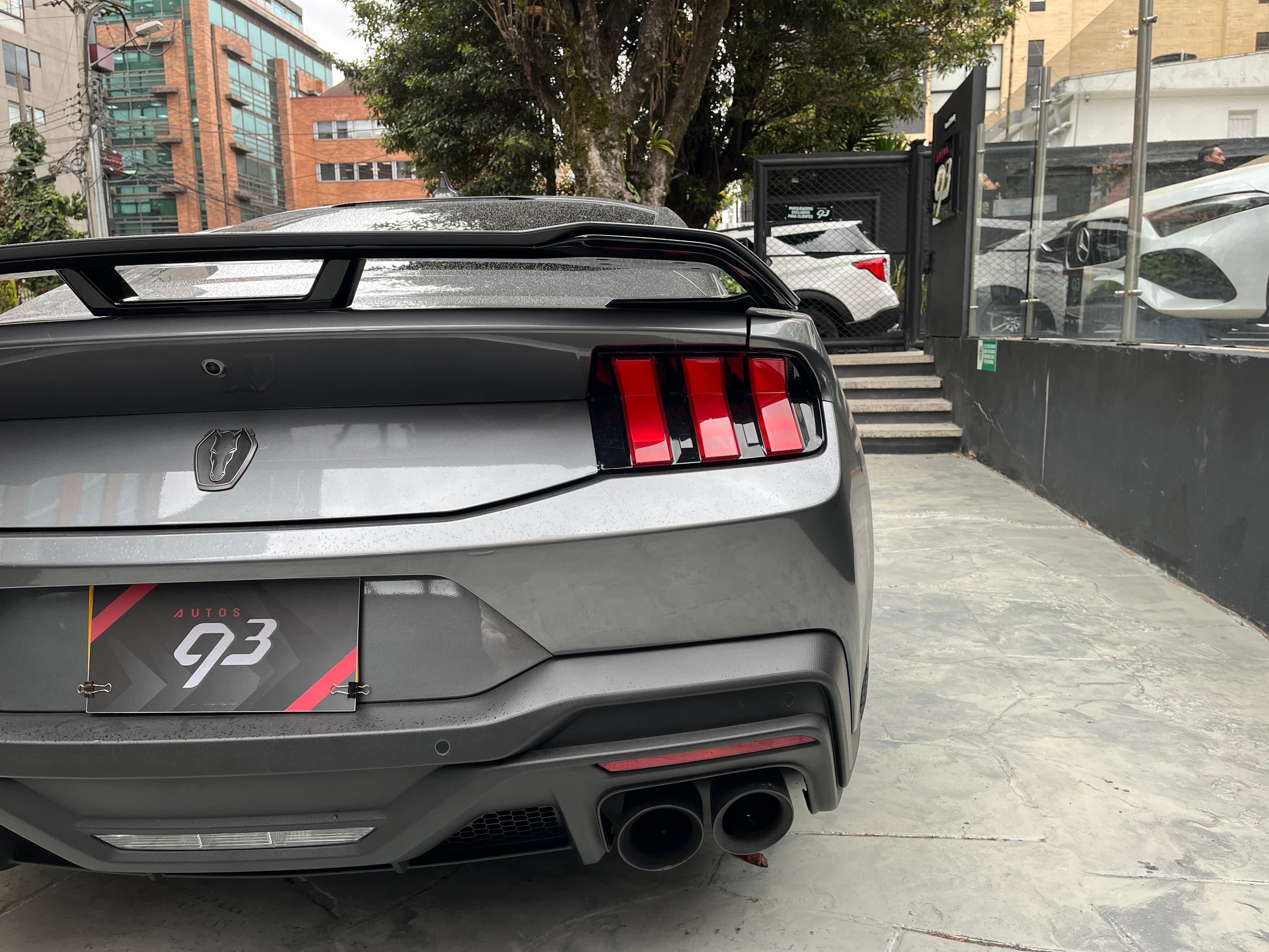 Ford Mustang DARK HORSE Modelo 2025 17