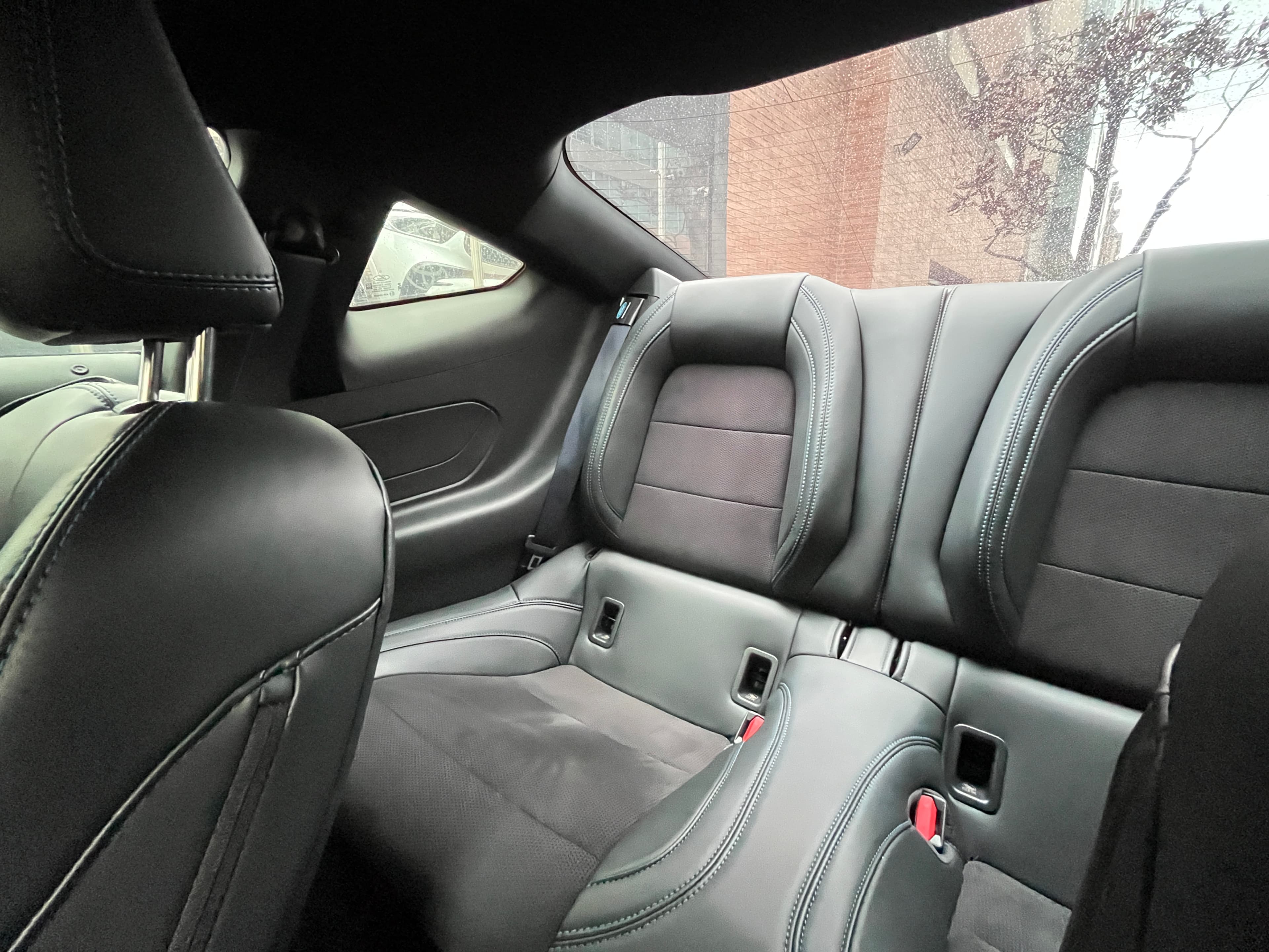 Ford Mustang DARK HORSE Modelo 2025 15