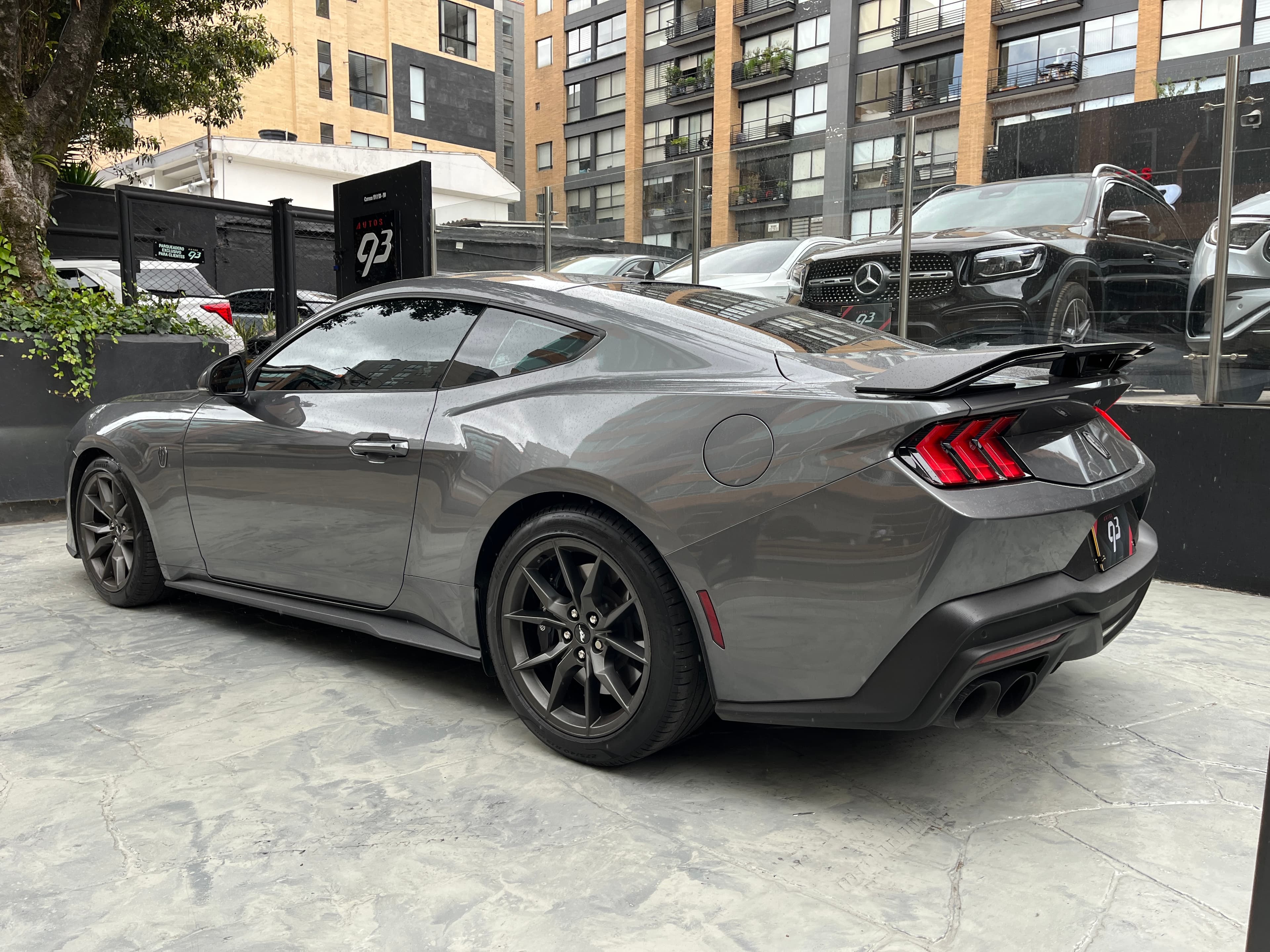Ford Mustang DARK HORSE Modelo 2025 6