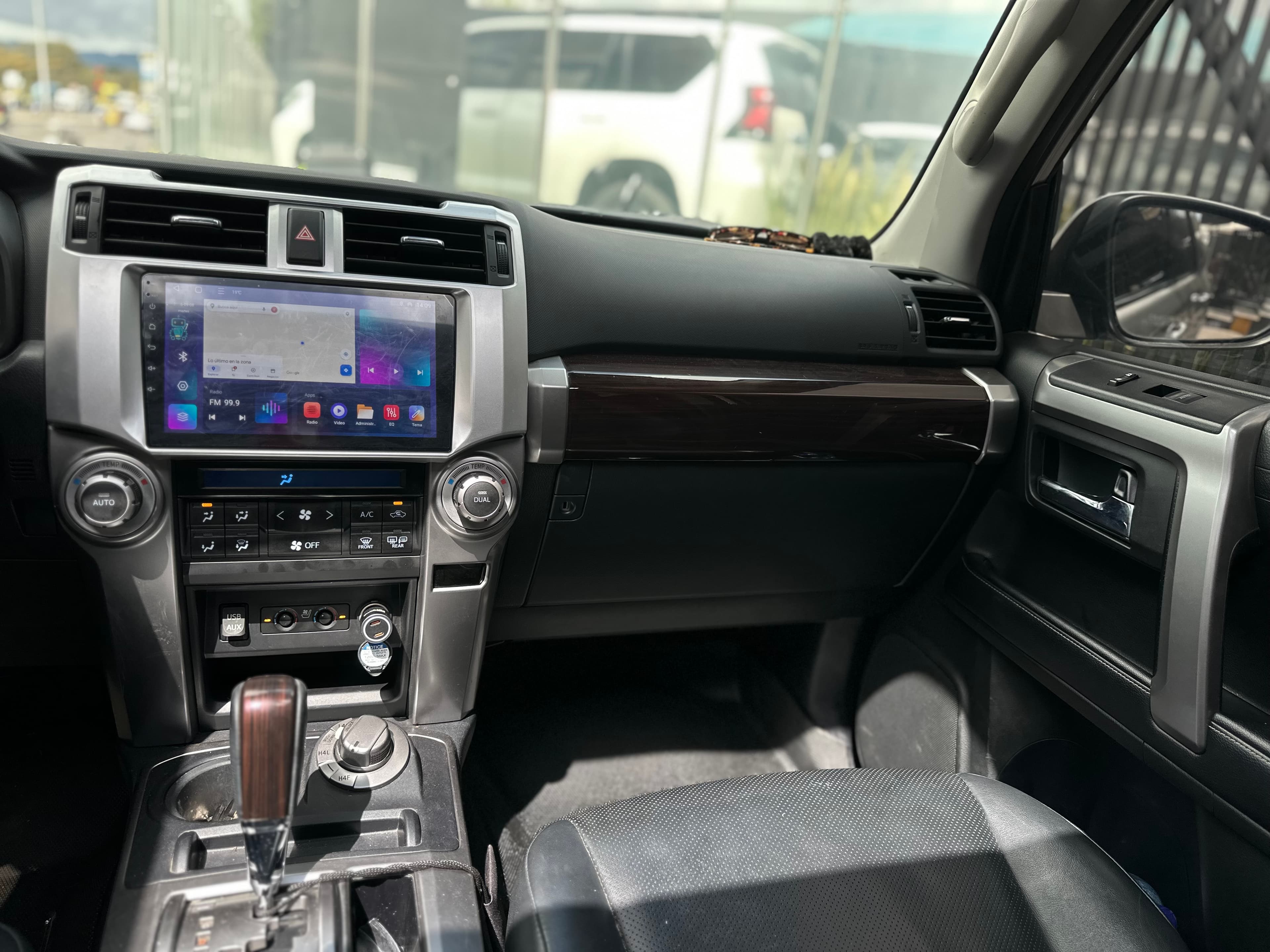 Toyota 4 Runner Limited Modelo 2018 13