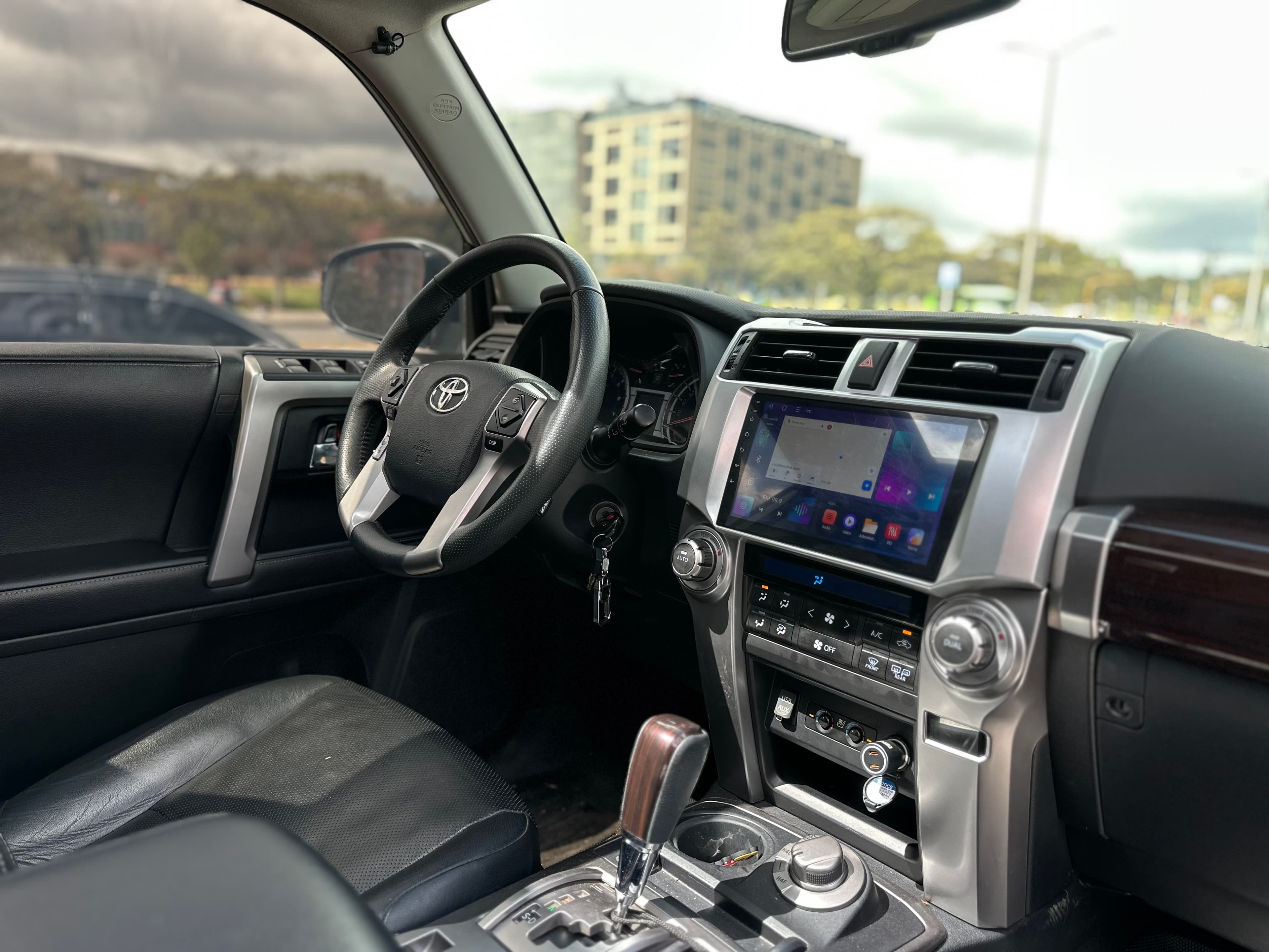 Toyota 4 Runner Limited Modelo 2018 23