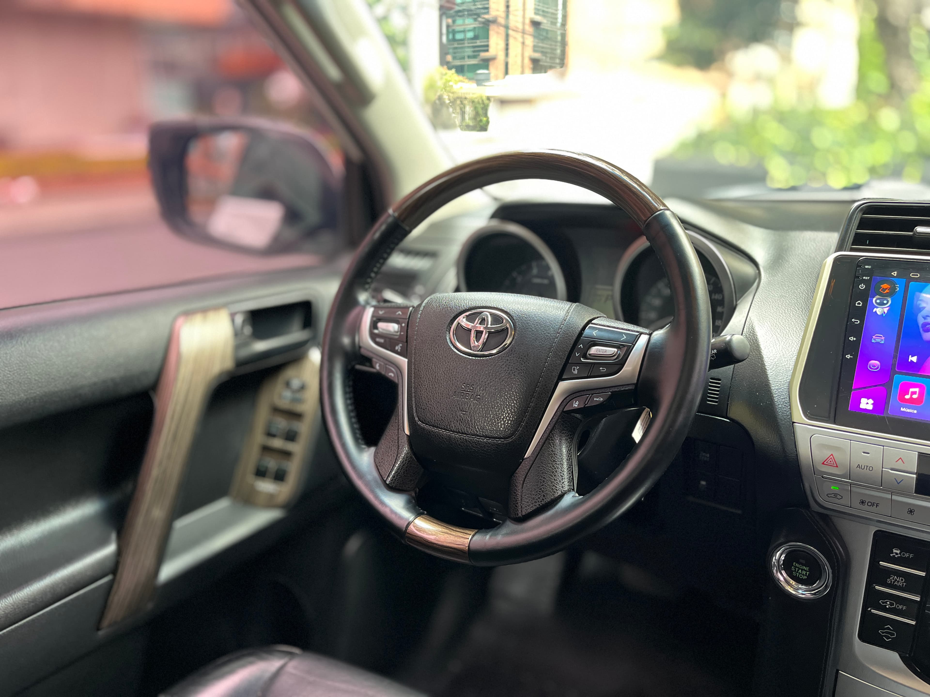 Toyota Prado TX Modelo 2014 15