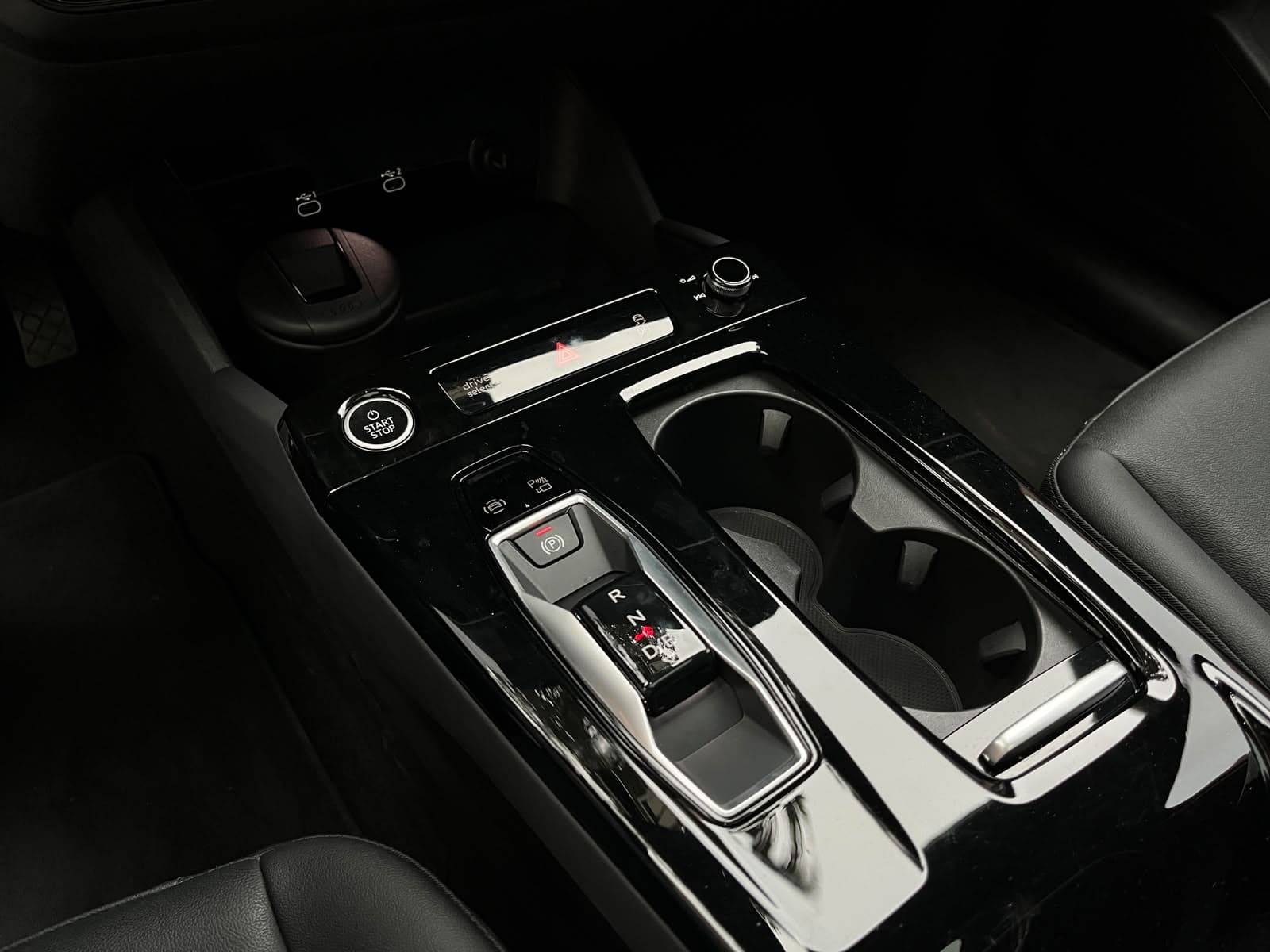 Audi Q6 E-TRON Modelo 2025 12