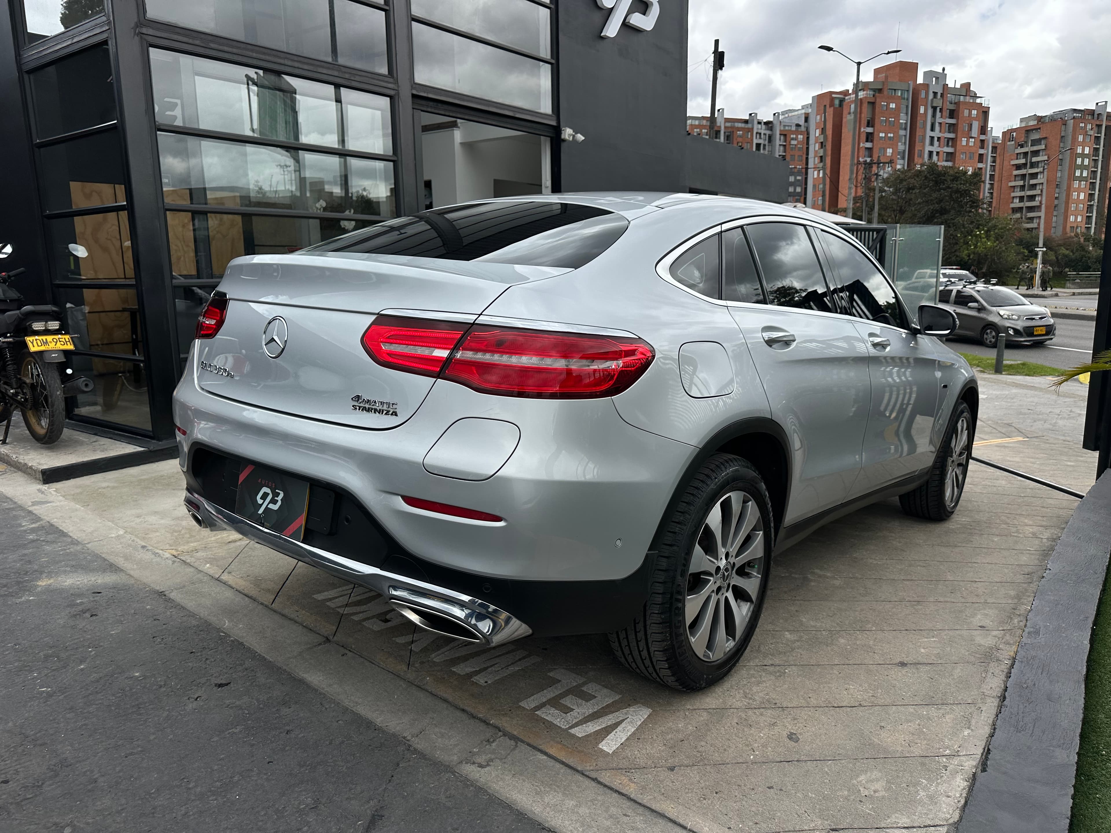 Mercedes Benz GLC 350E 4MATIC Modelo 2019 4