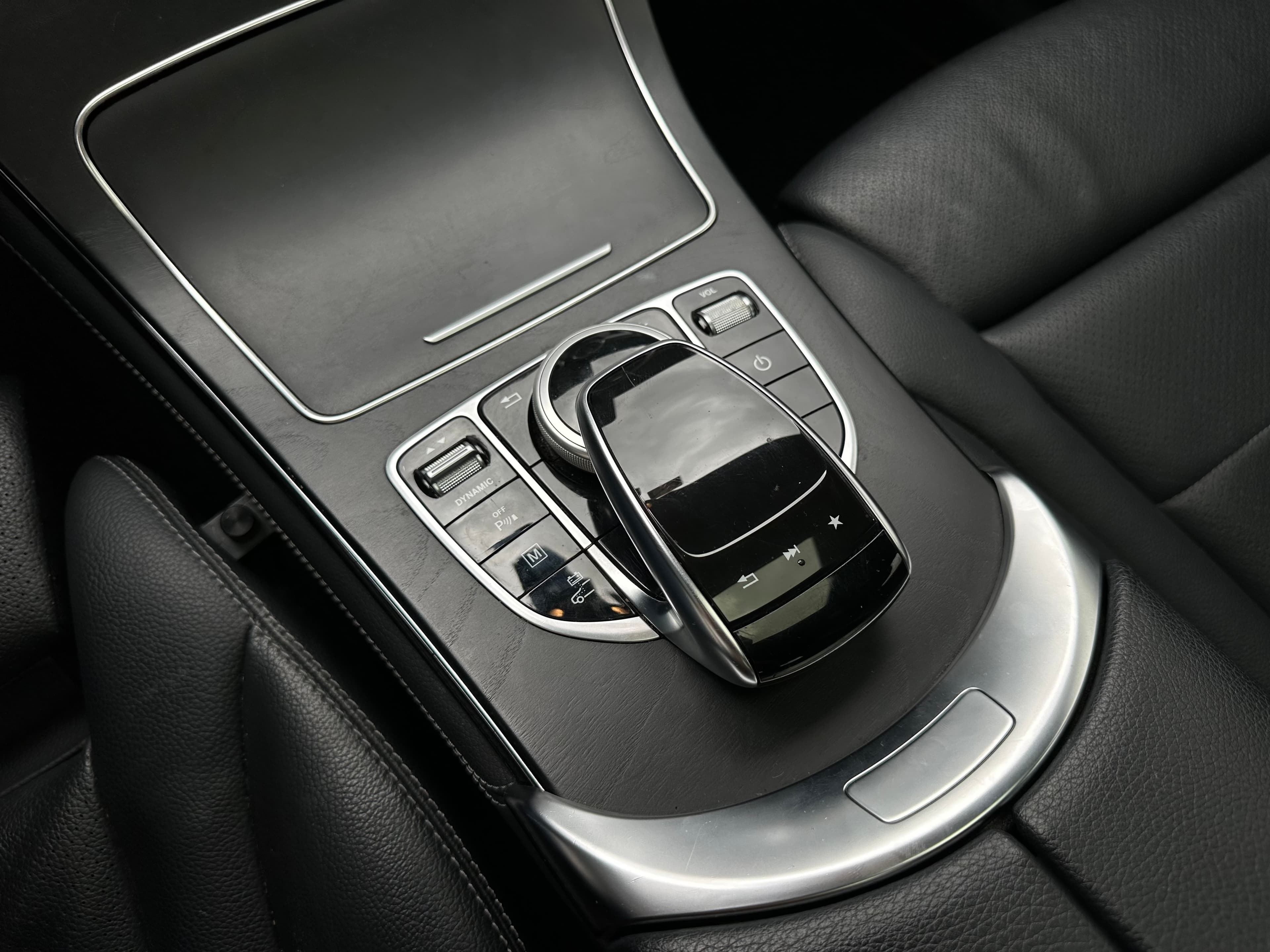 Mercedes Benz GLC 350E 4MATIC Modelo 2019 15
