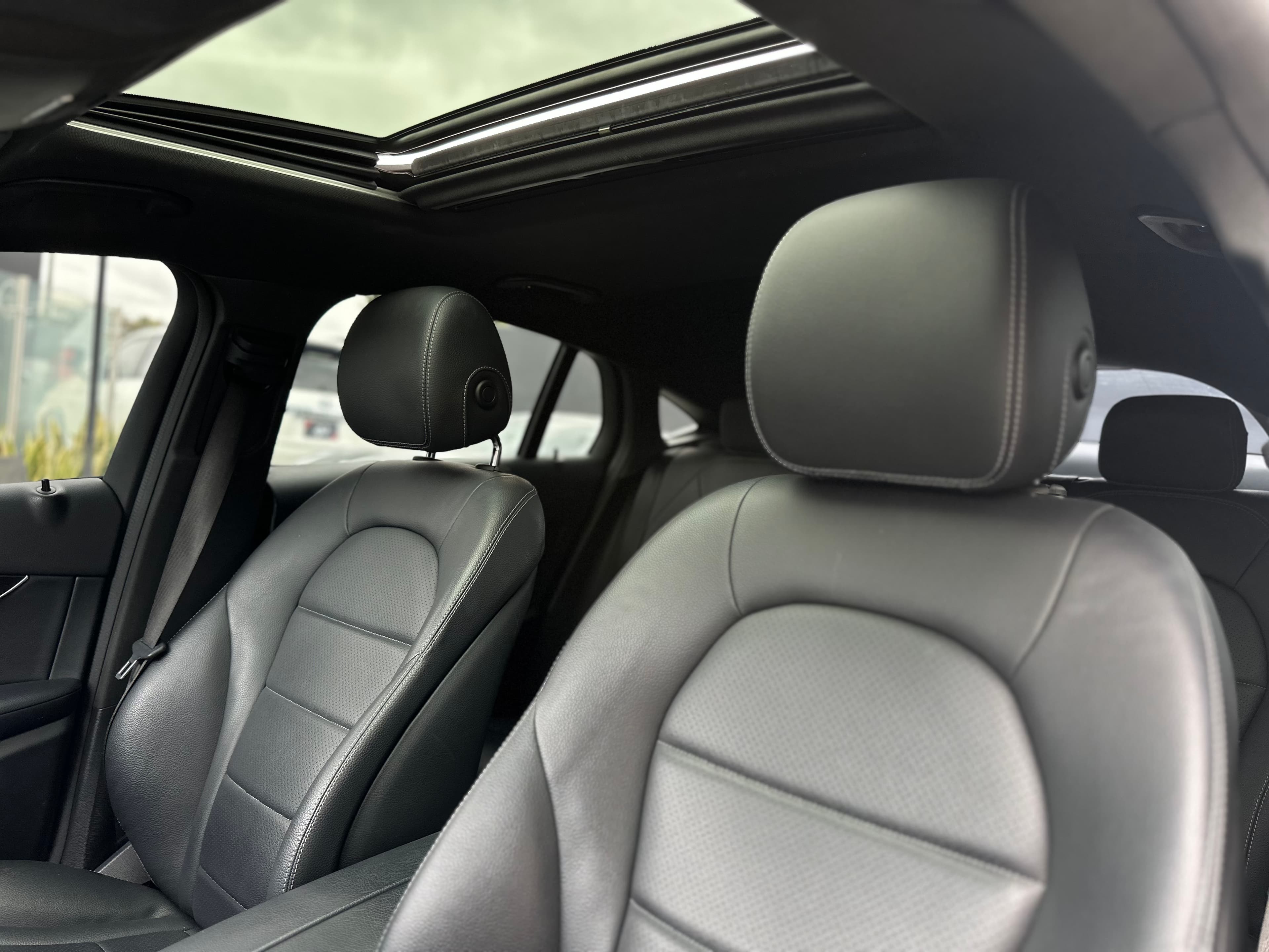 Mercedes Benz GLC 350E 4MATIC Modelo 2019 9