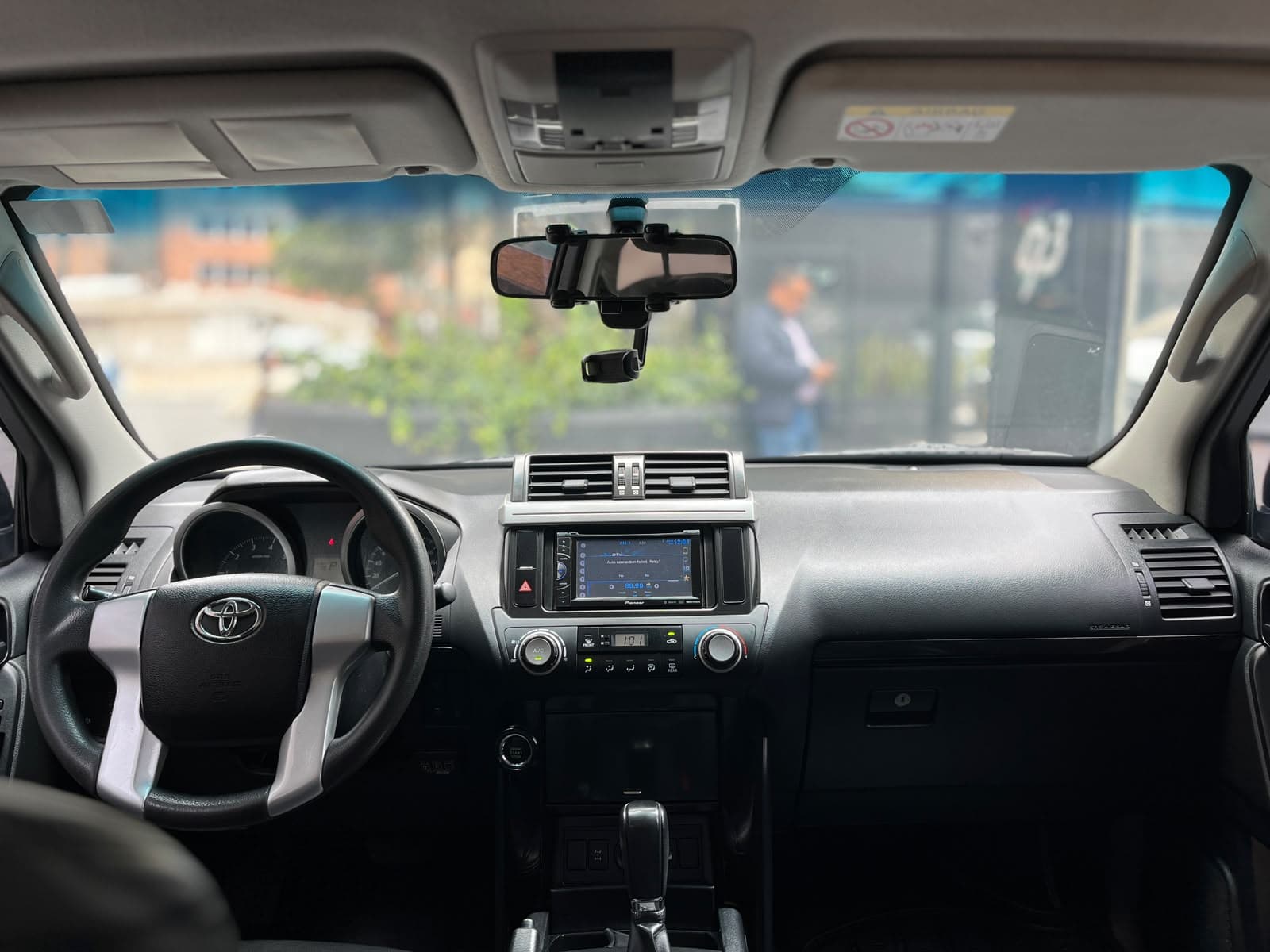 Toyota Prado TX BLINDADA Modelo 2014 13