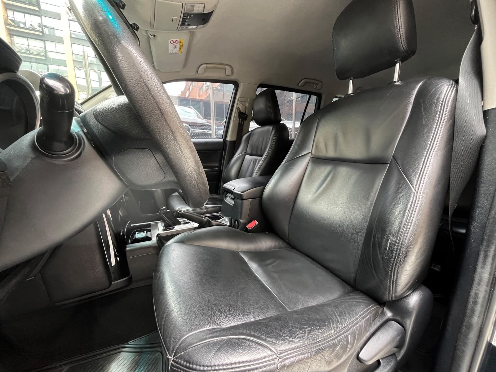 Toyota Prado TX BLINDADA Modelo 2014 9