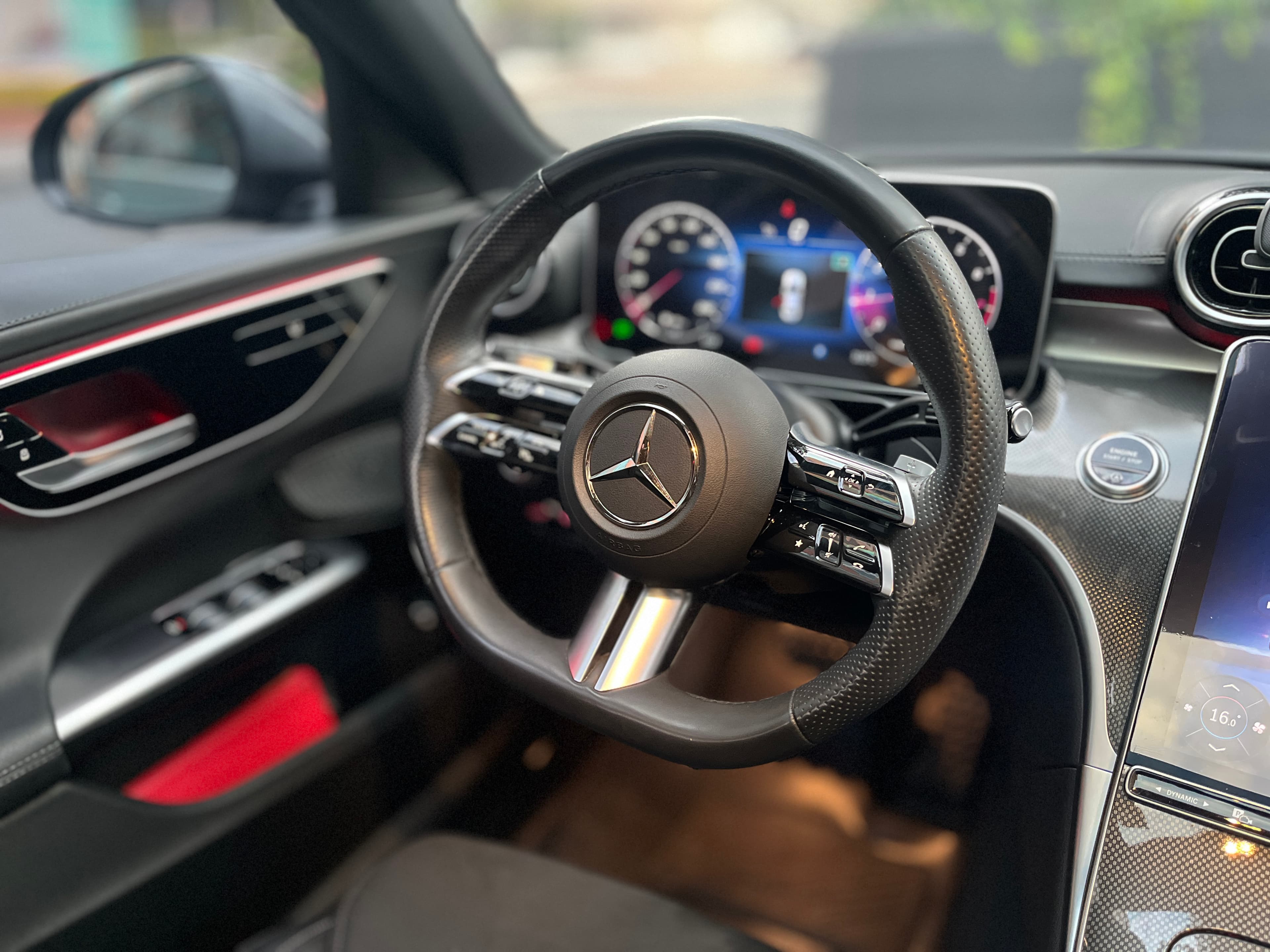 Mercedes Benz C200 Modelo 2025 15