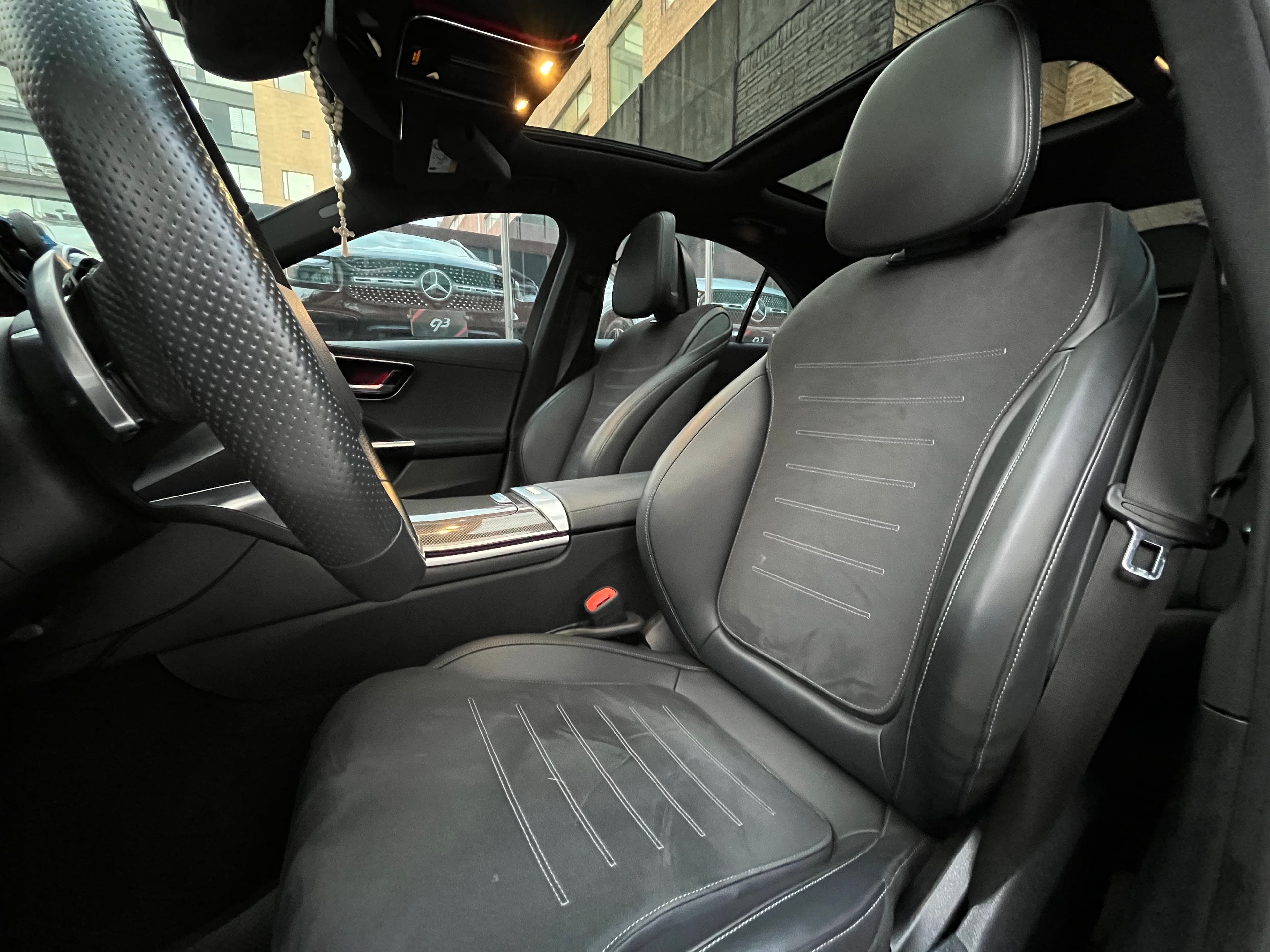 Mercedes Benz C200 Modelo 2025 9