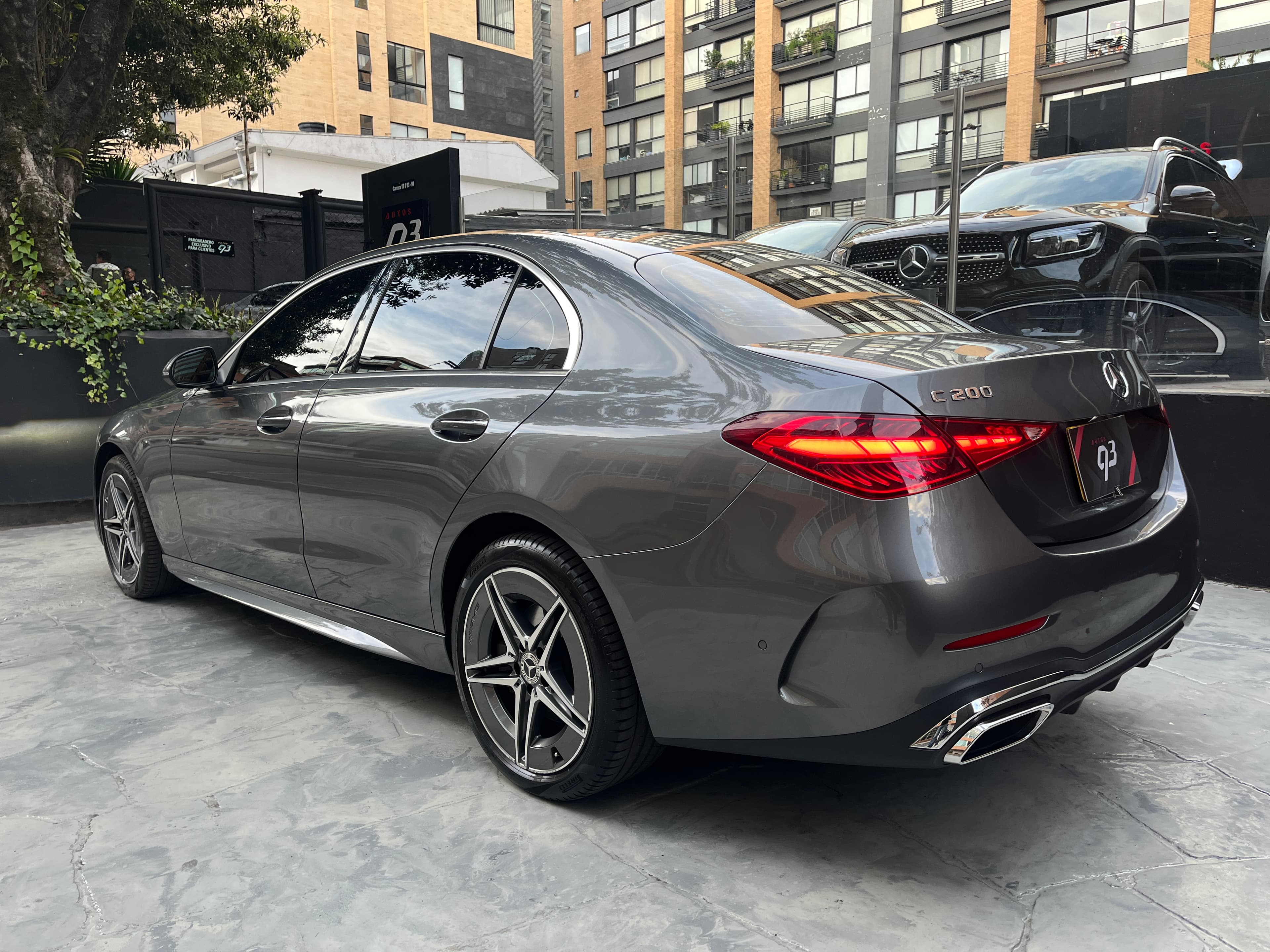 Mercedes Benz C200 Modelo 2025 6