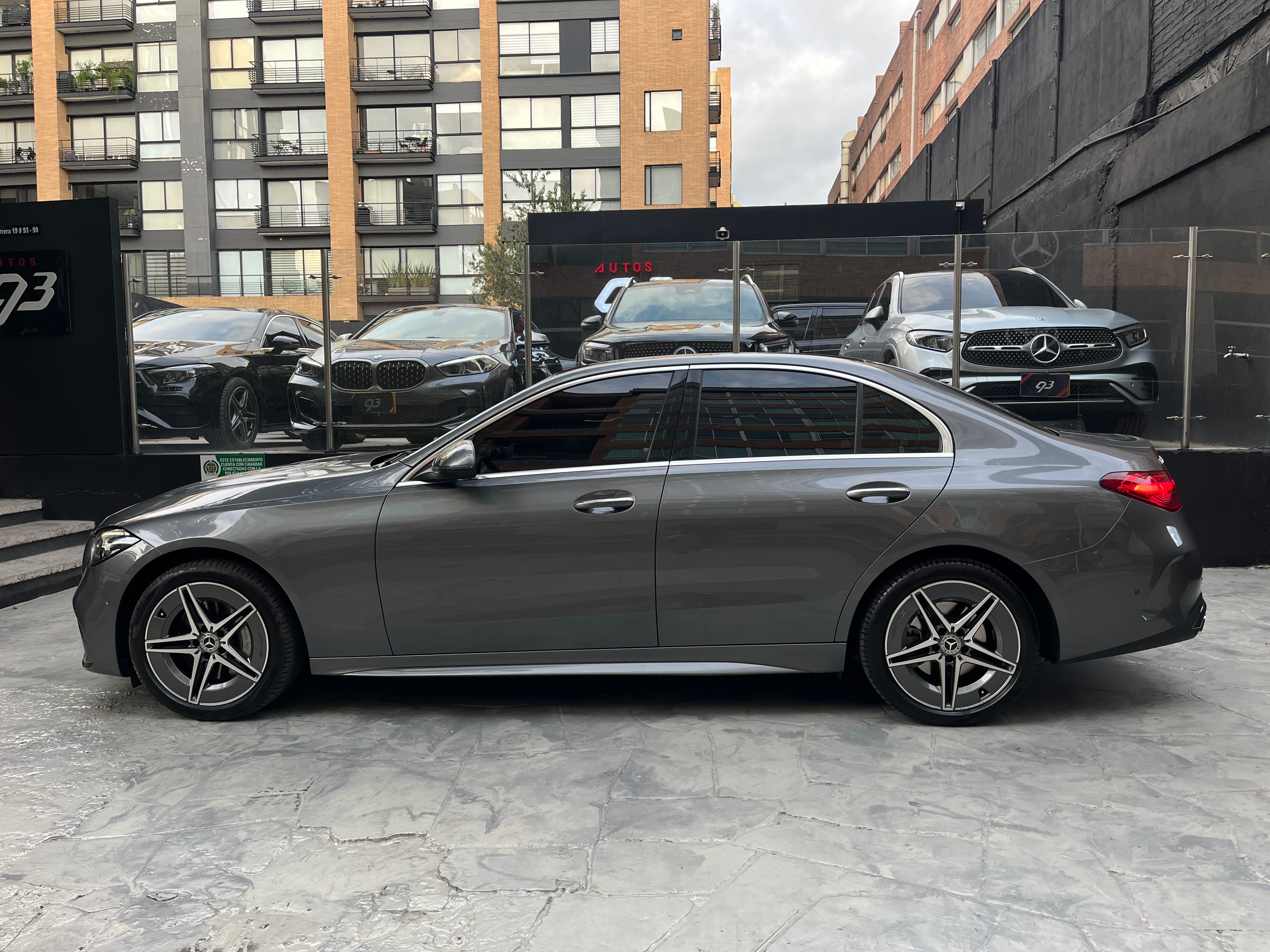 Mercedes Benz C200 Modelo 2025 7