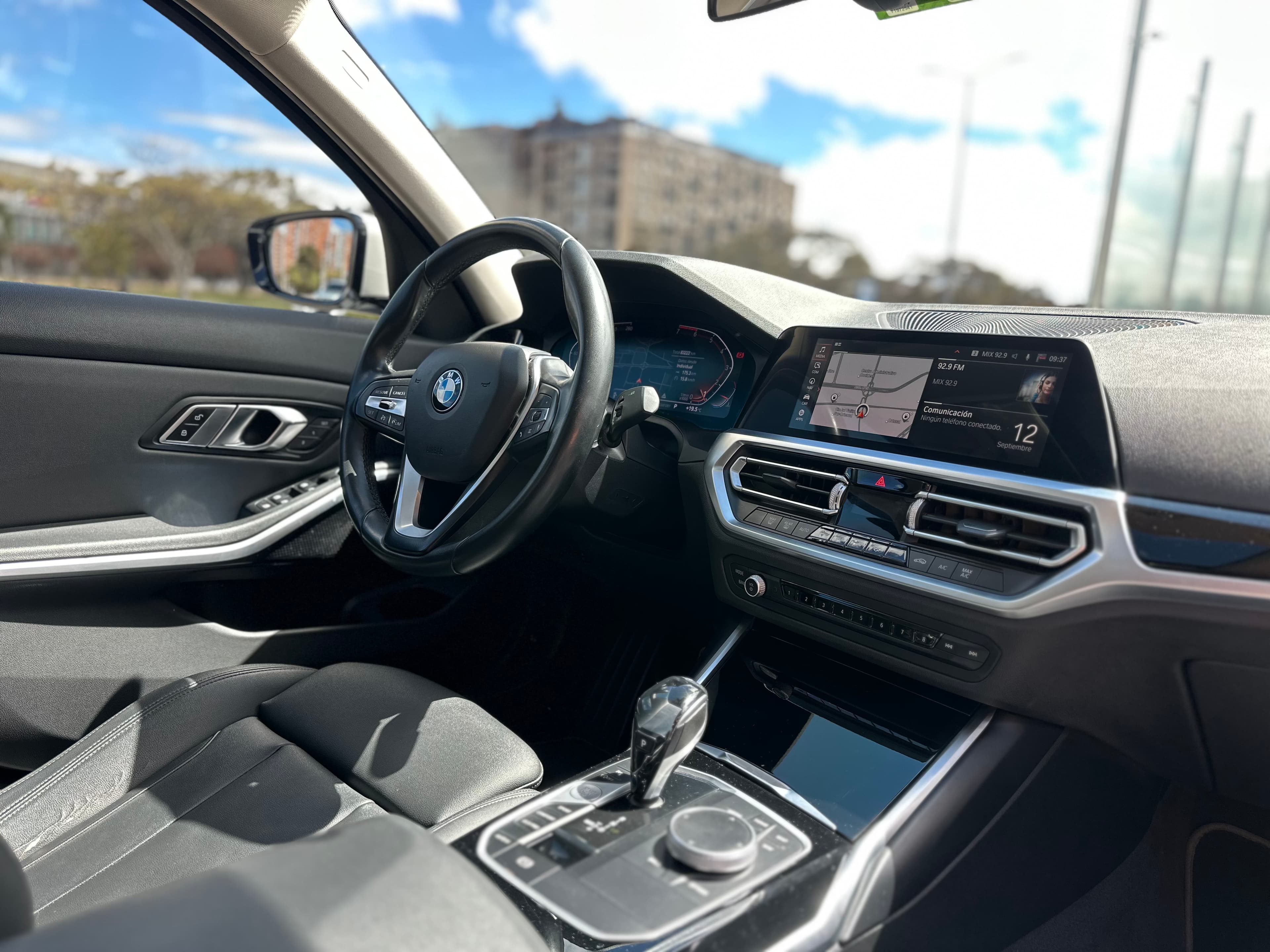 BMW 320I Sedan Modelo 2020 24