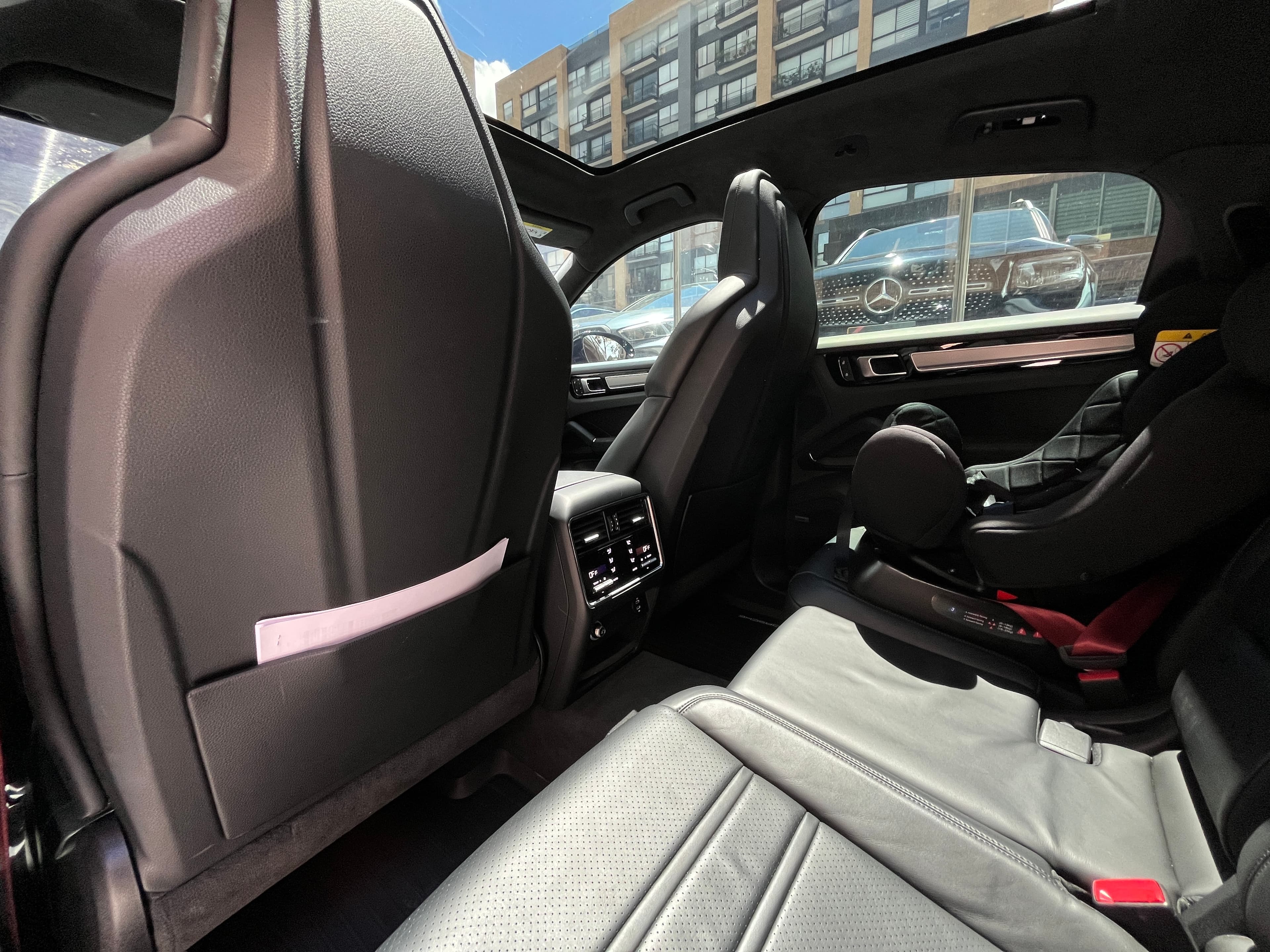 Porsche Cayenne Platinum Edition Modelo 2023 17
