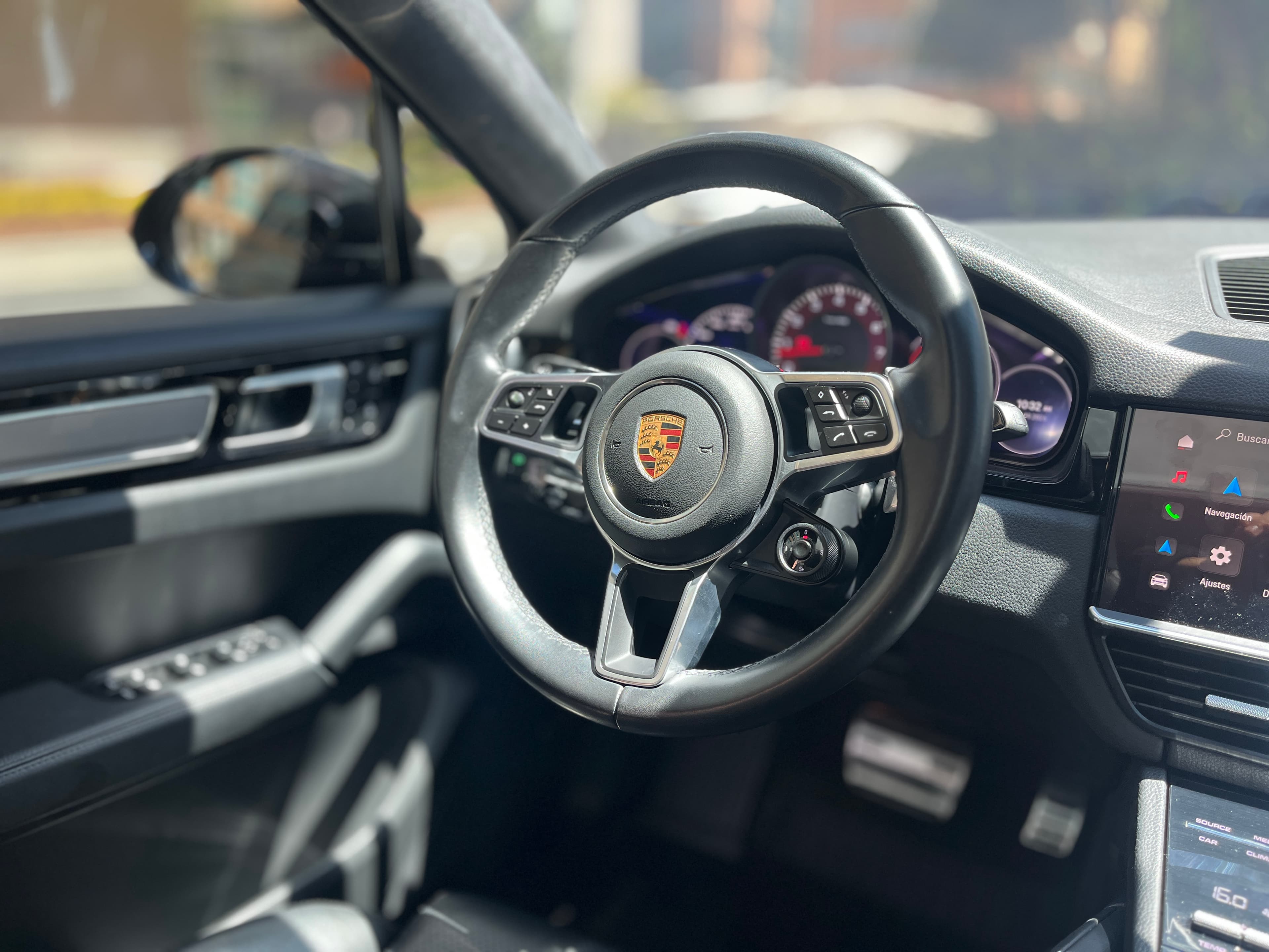 Porsche Cayenne Platinum Edition Modelo 2023 15