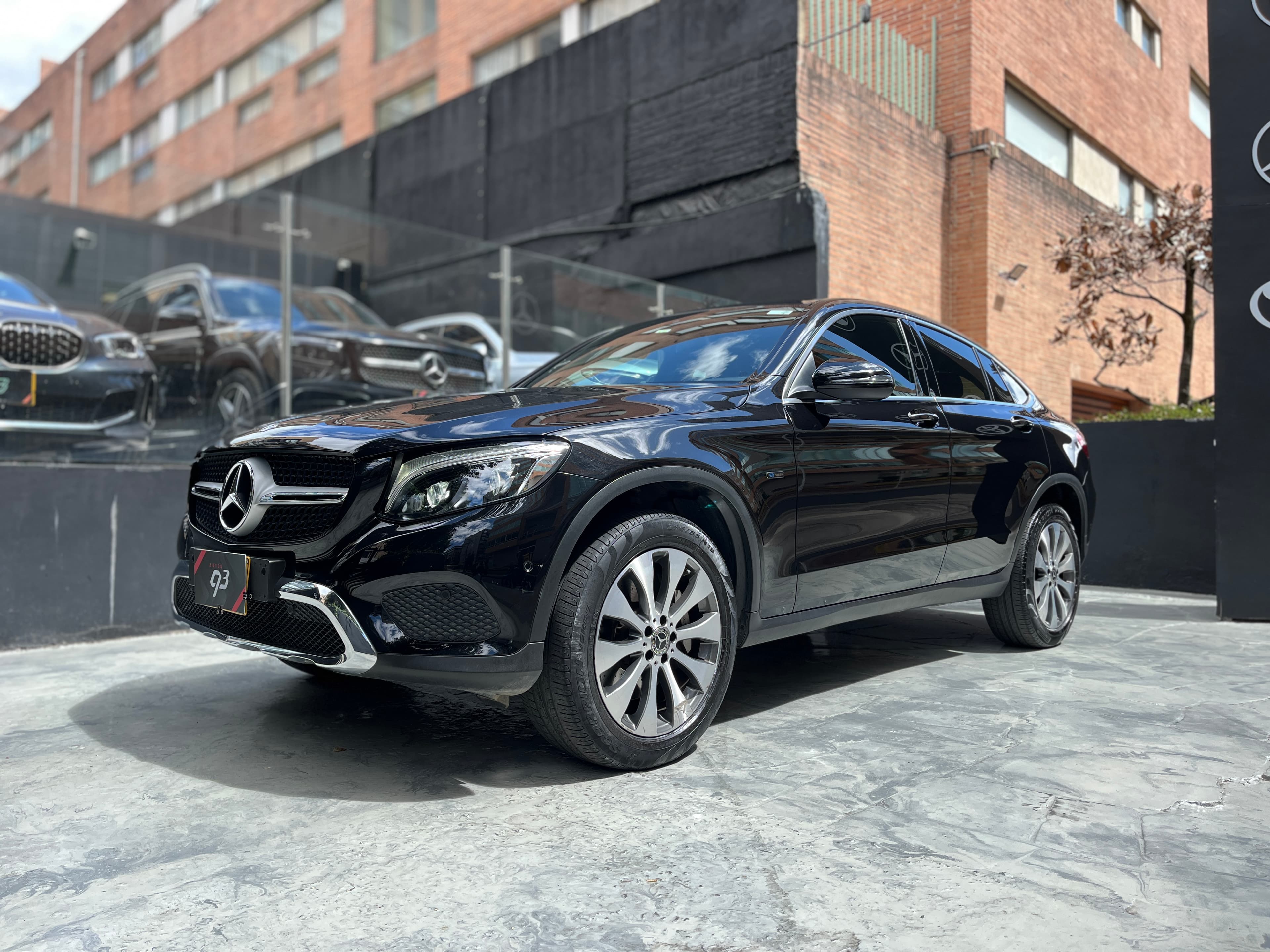 Mercedes Benz GLC350 E MATIC Modelo 2019 1