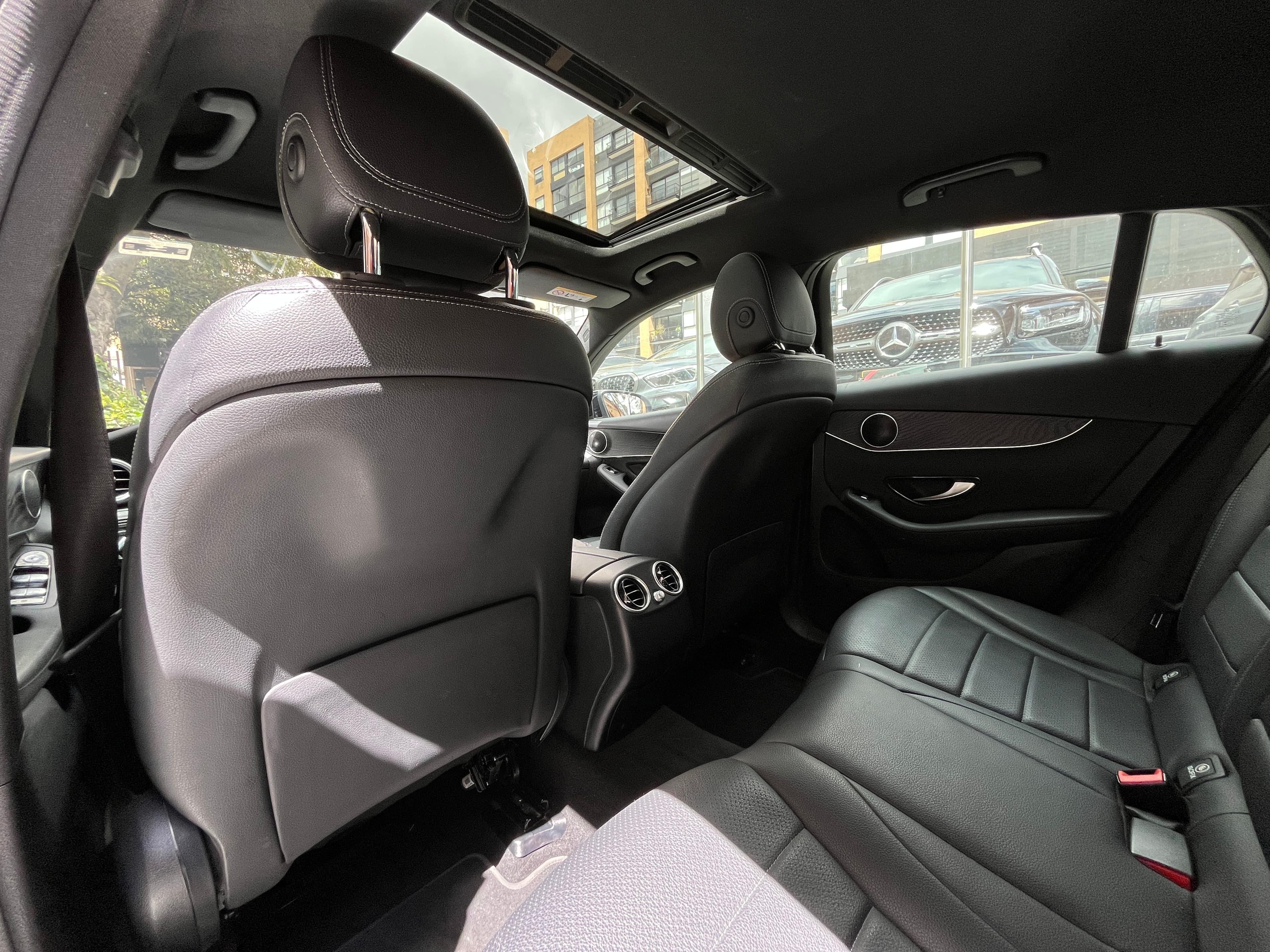 Mercedes Benz GLC350 E MATIC Modelo 2019 16