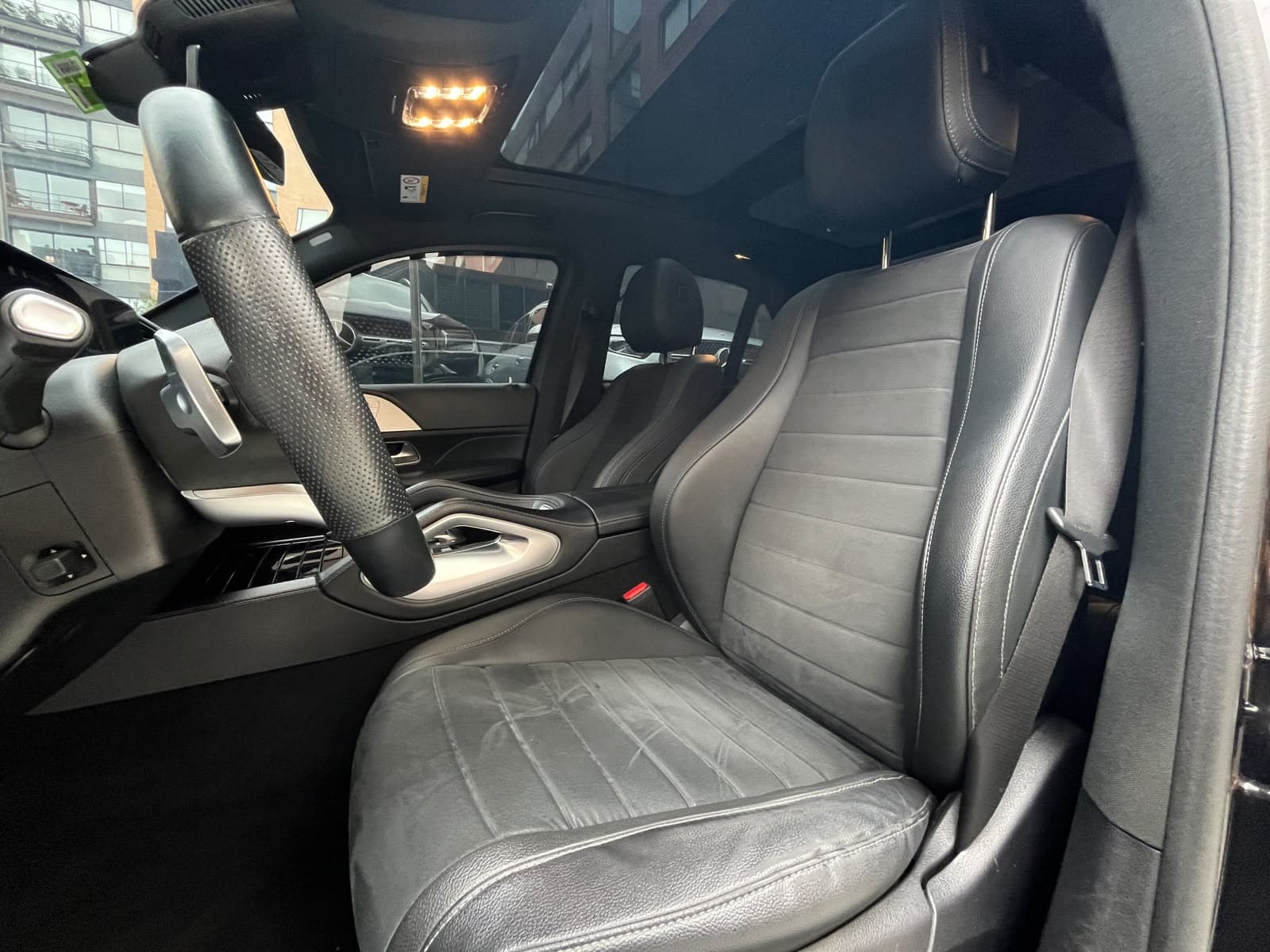 Mercedes Benz GLE450 SUV BLINDADA Modelo 2022 9