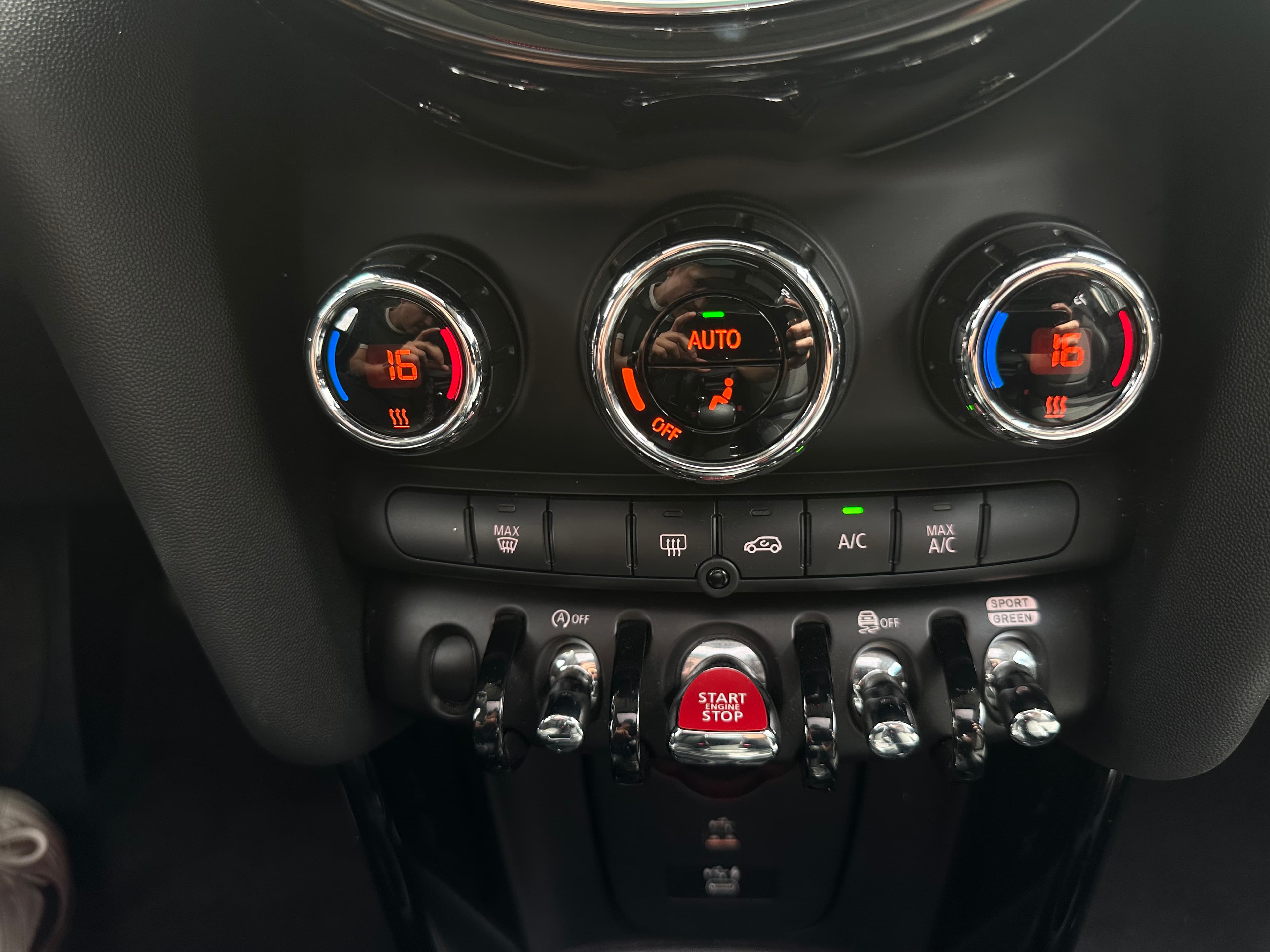 MINI COOPER S Modelo 2022 19