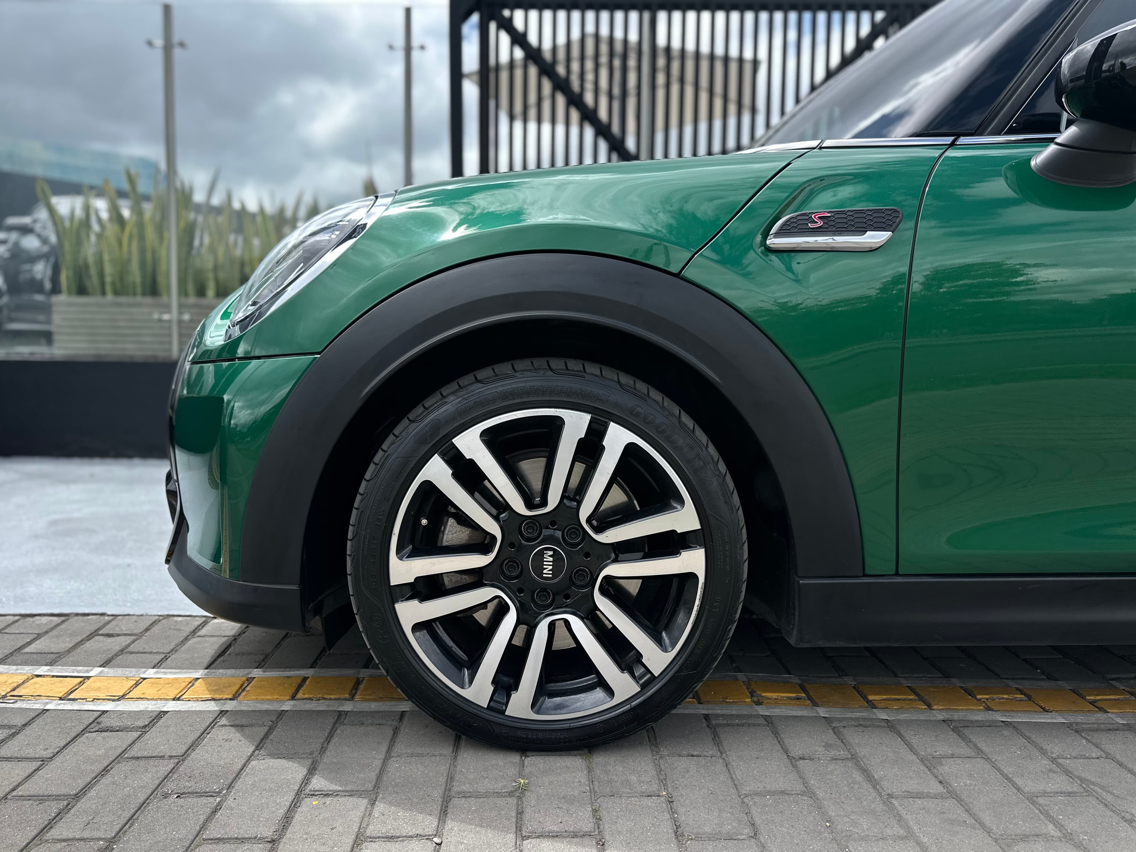 MINI COOPER S Modelo 2022 27