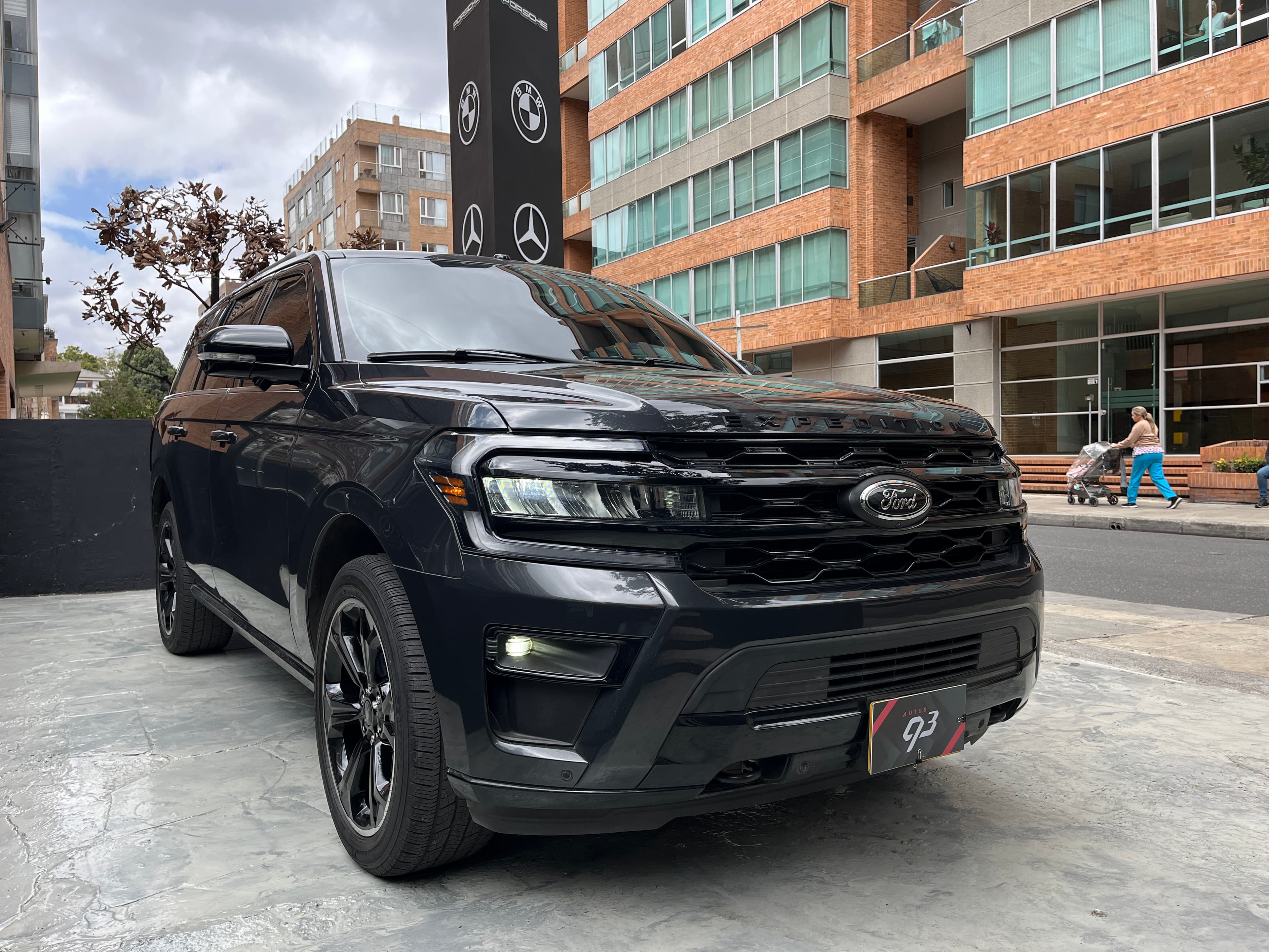 Ford Expedition LIMITED Modelo 2023 3
