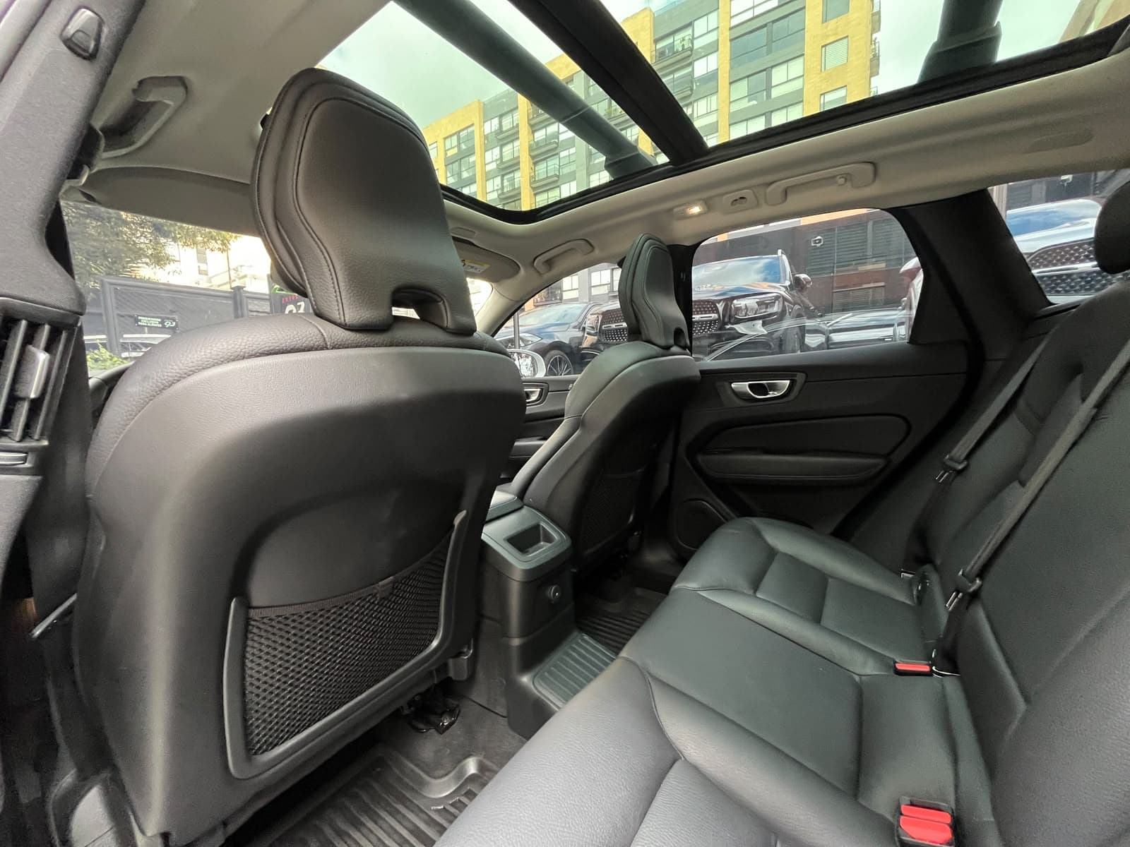 Volvo XC60 Modelo 2024 16