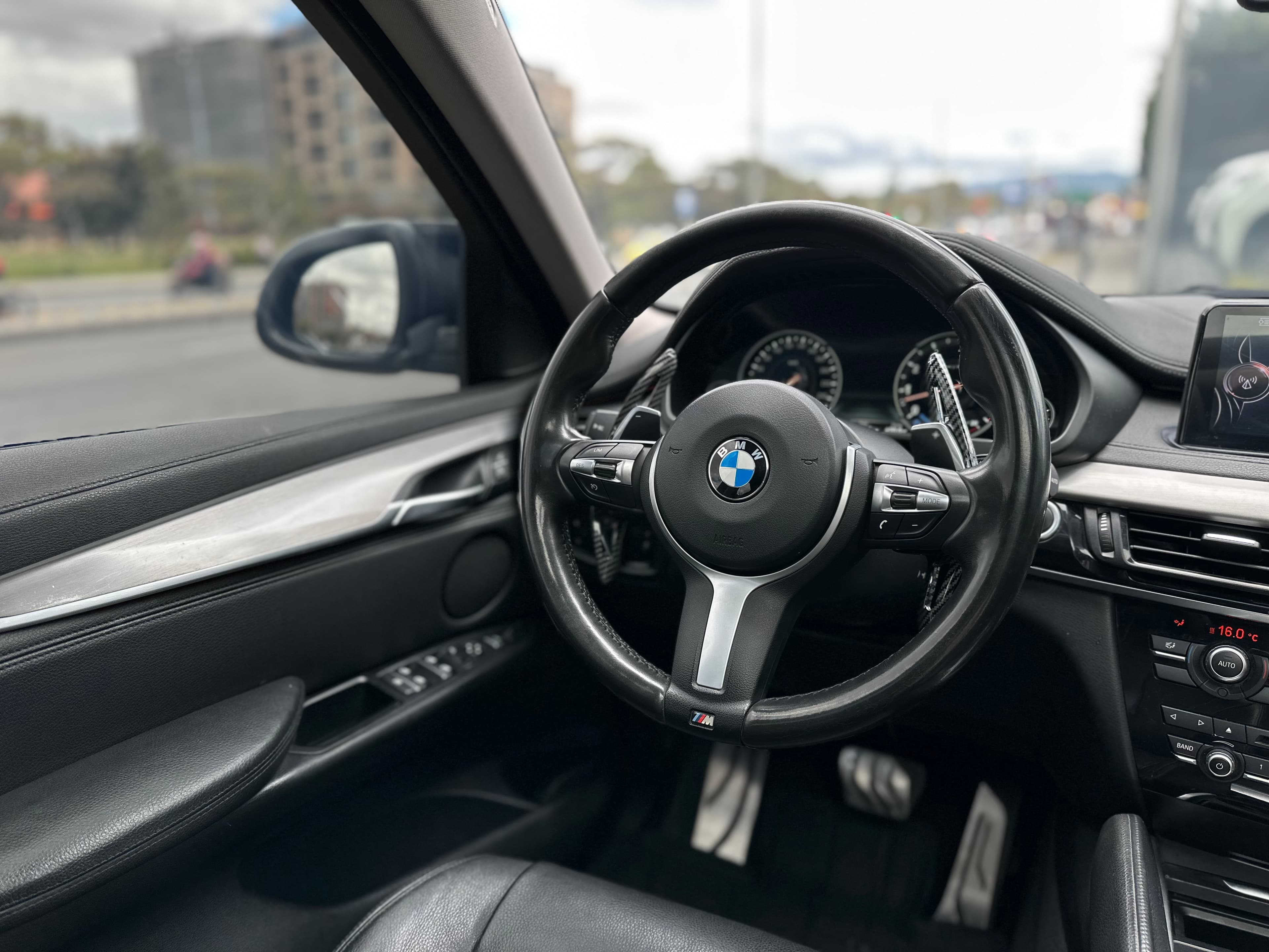 BMW X6 xDrive35I Modelo 2016 13