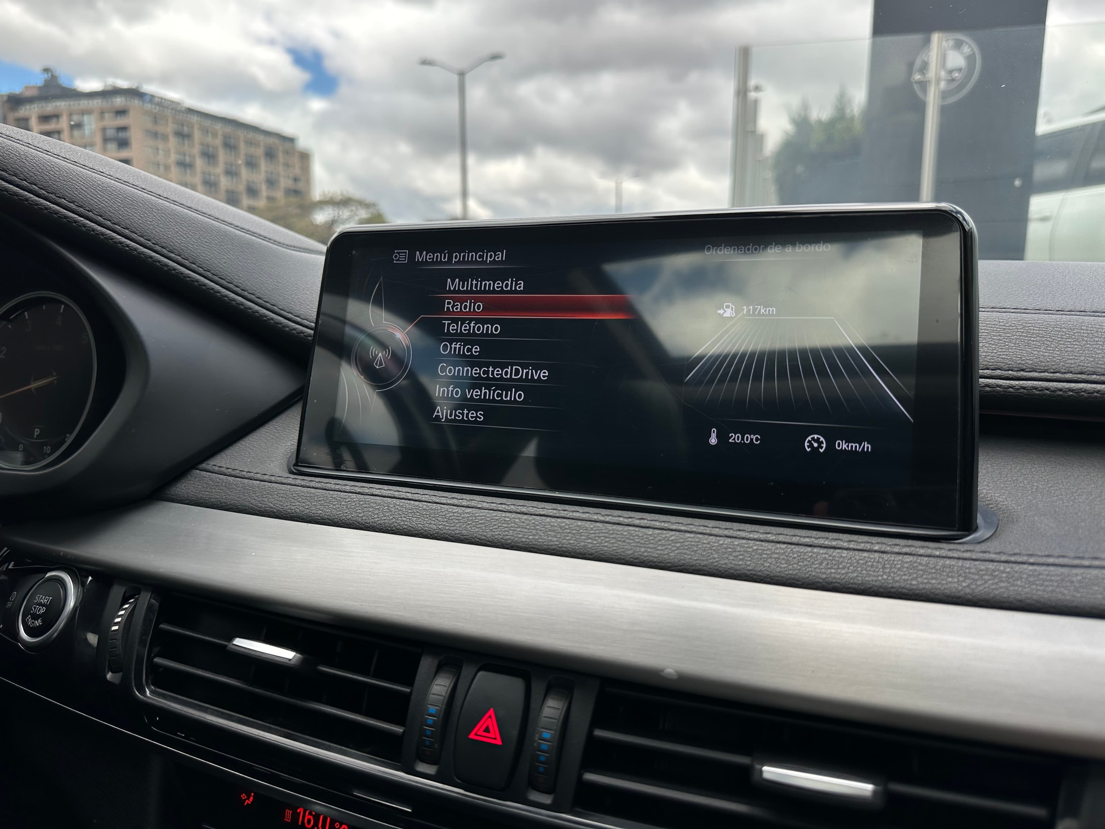 BMW X6 xDrive35I Modelo 2016 23