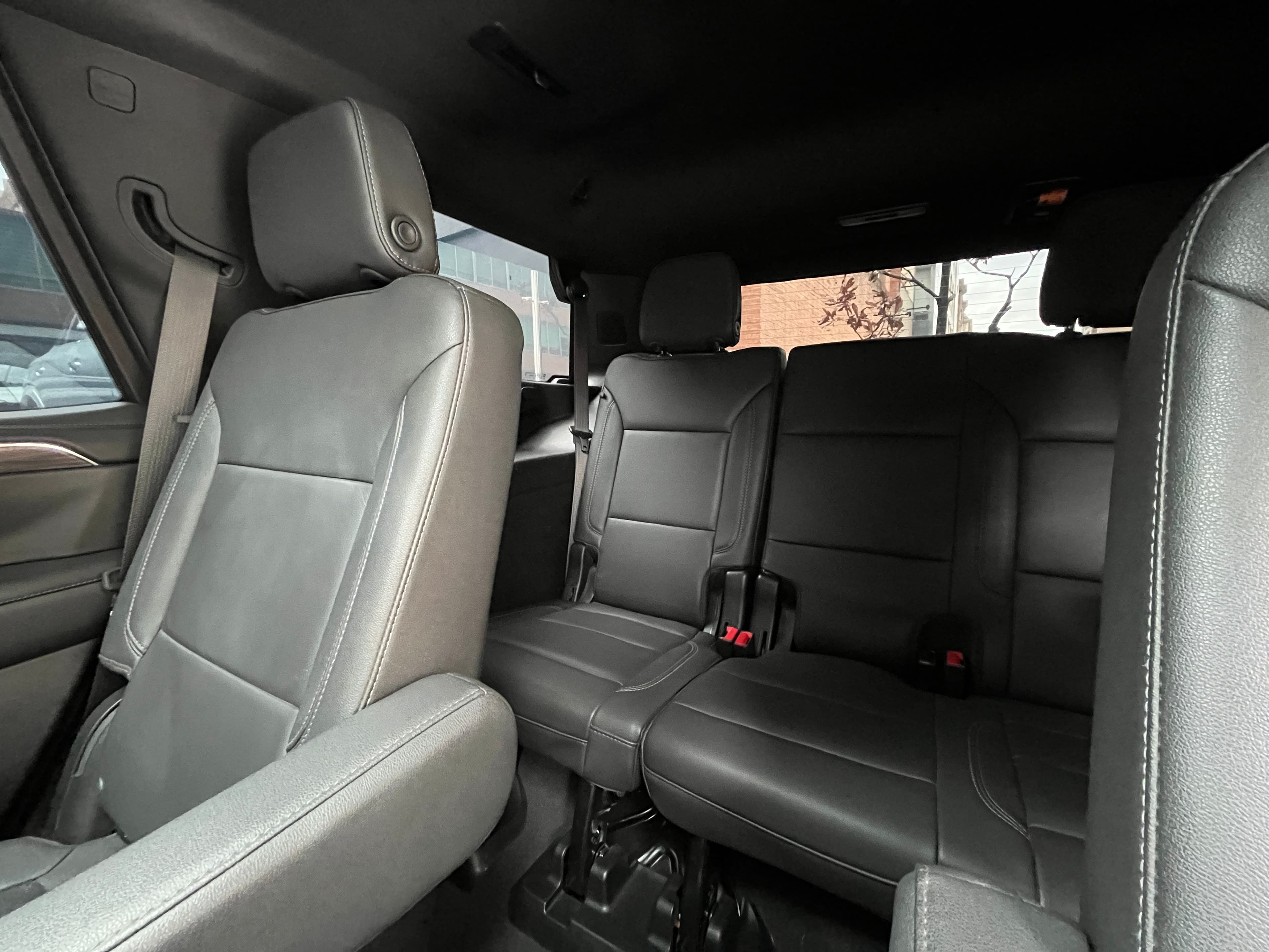 Chevrolet Tahoe ZZ1 Modelo 2024 15