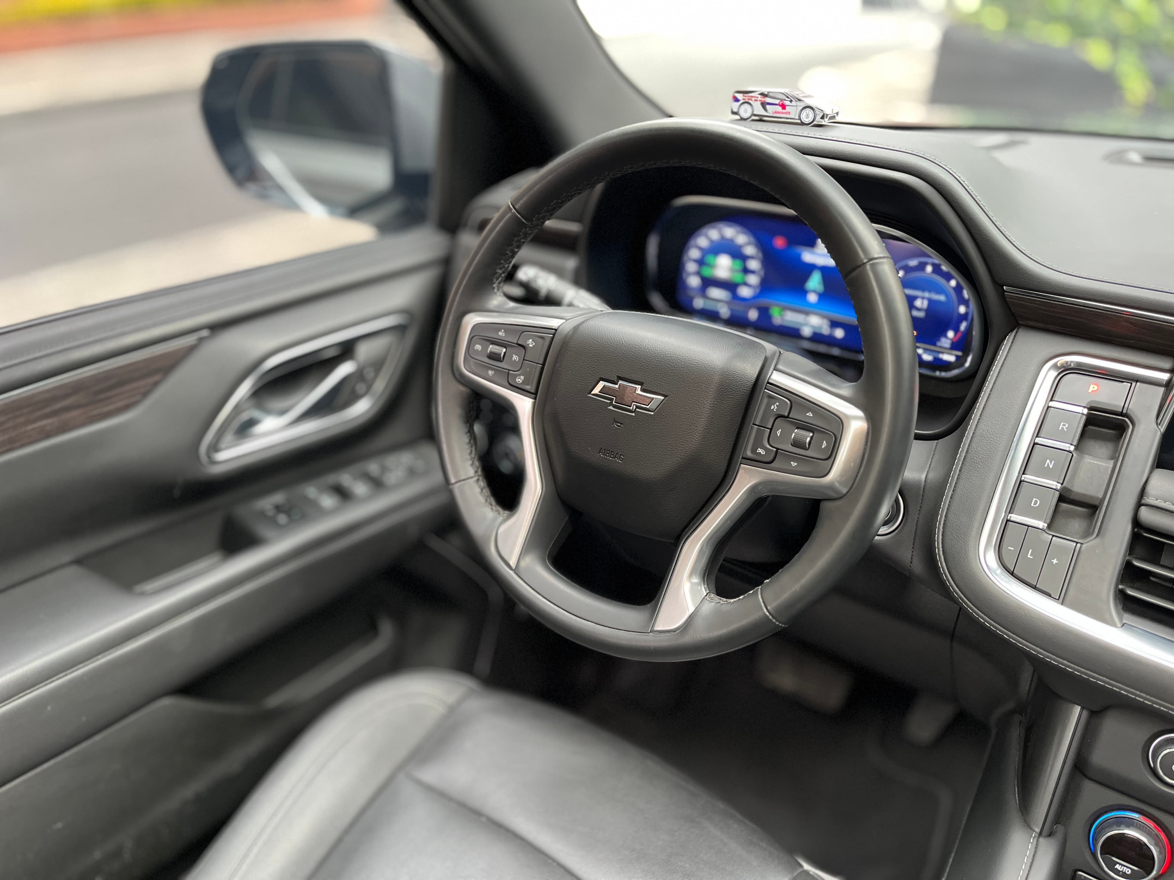 Chevrolet Tahoe ZZ1 Modelo 2024 13