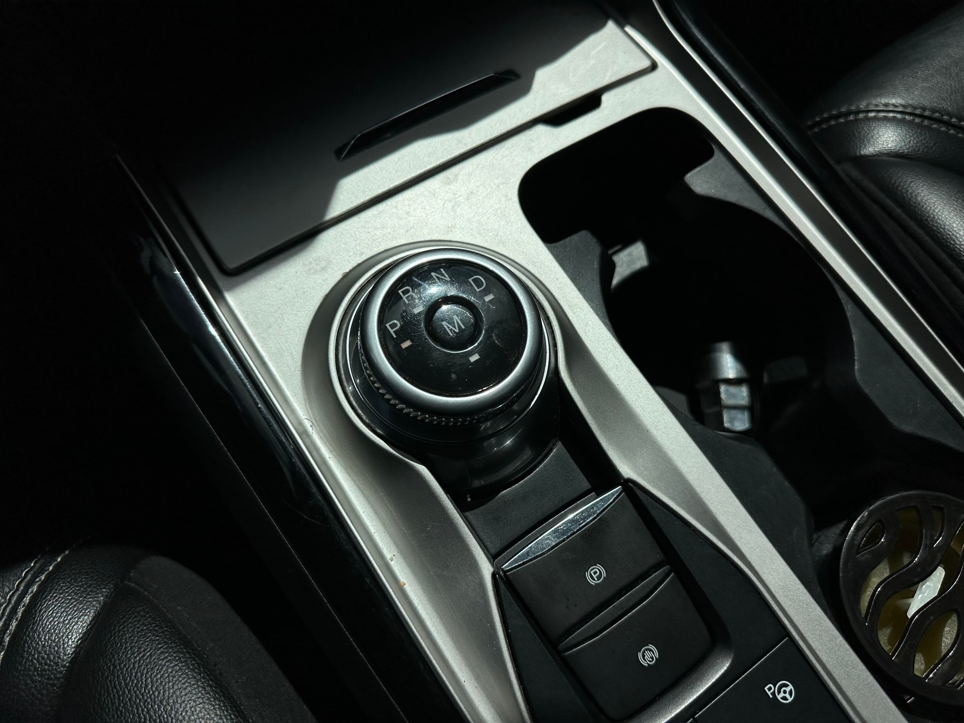 Ford Explorer ST Modelo 2021 18