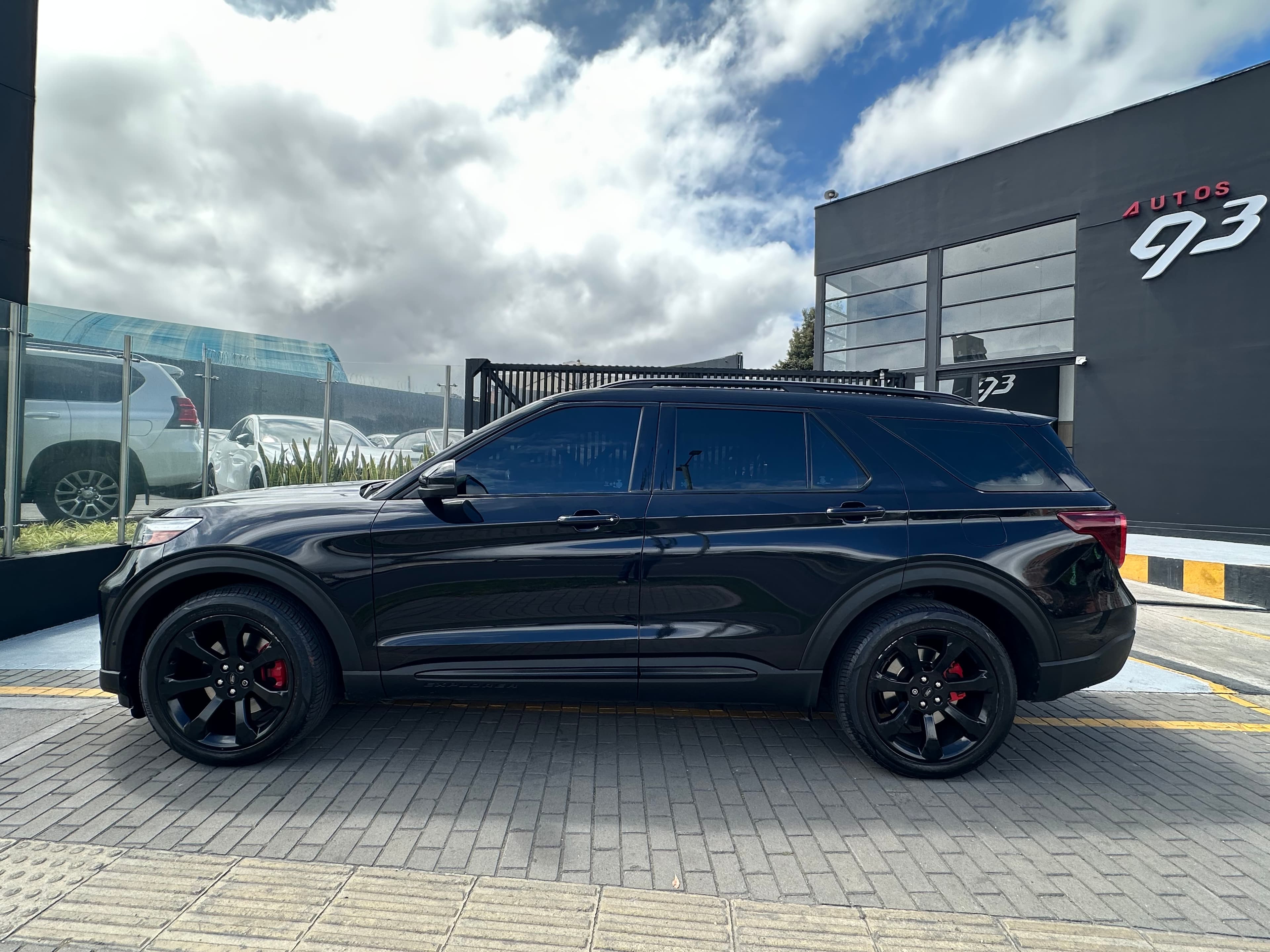 Ford Explorer ST Modelo 2021 7